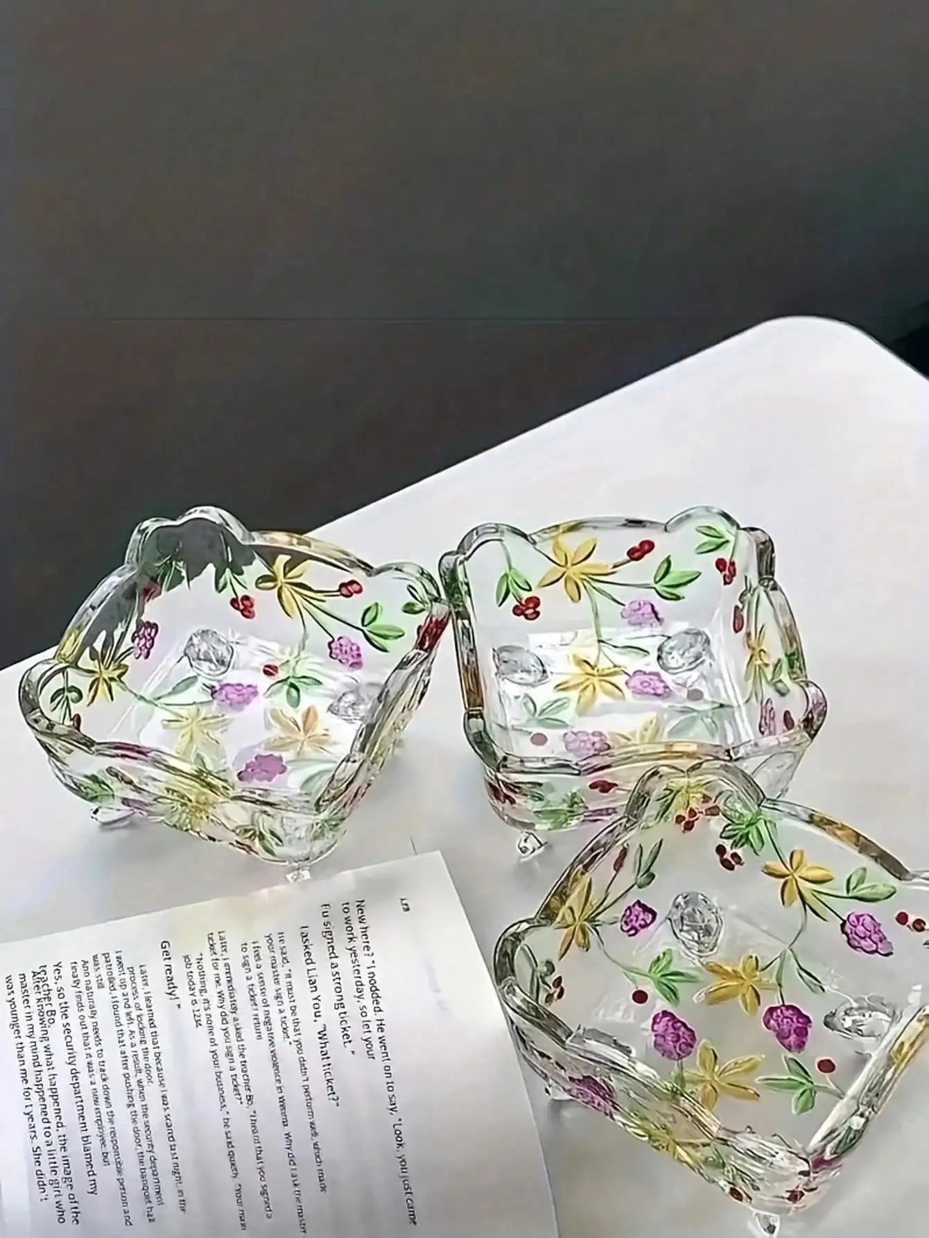 Handmade  Glass Ashtray With Floral Design - Rectangular Desktop Organizer & Ashtray, Multi-Purpose Decorative Centre Piece For Dining Room, Living Room Home Decoration, European Style Ashtray | Artistic Craftsmanship