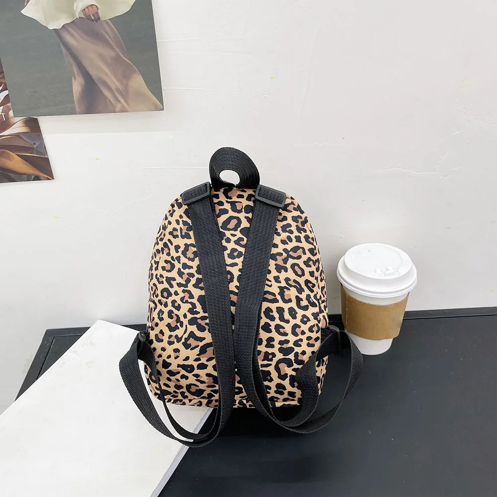 Stylish Women Backpack Preppy Style Animal Pattern Printing Nylon Handbags Leisure Student School Large Knapsacks Backpacks