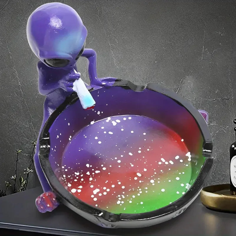 Decoration Tabletop Ashtray Resin Hiphop Container Retro Vintage Home Office Bar Ornament Crafts Man Smoking Accessories