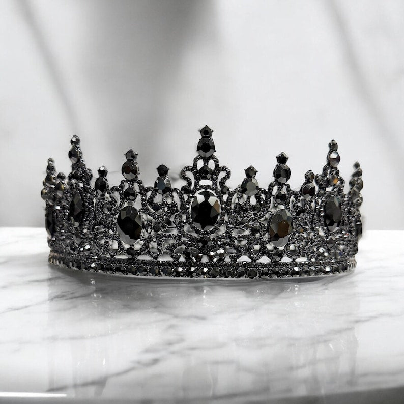 HappyJewelryWorld Gothic Crown Black Diamond