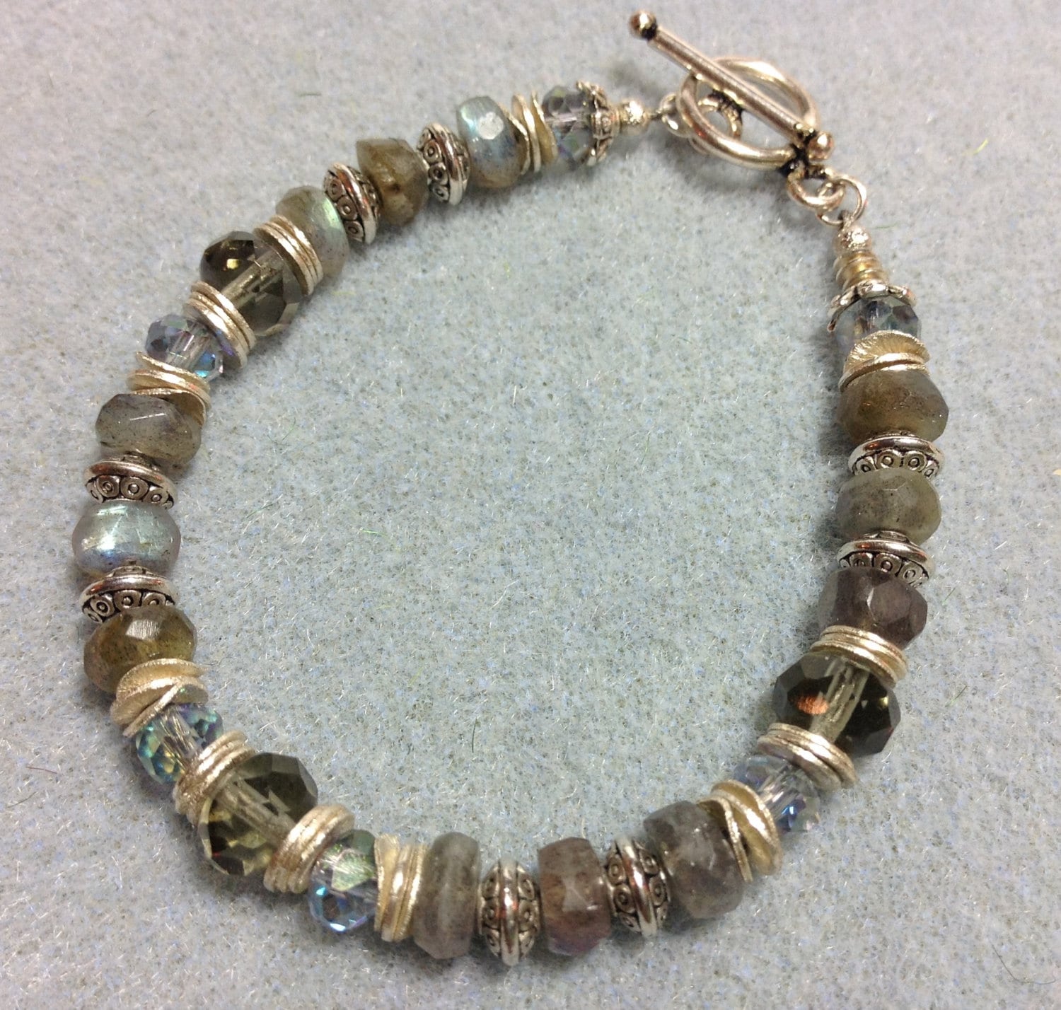 MossberryandStone Labradorite Beaded Bracelet Glass Silver Accents
