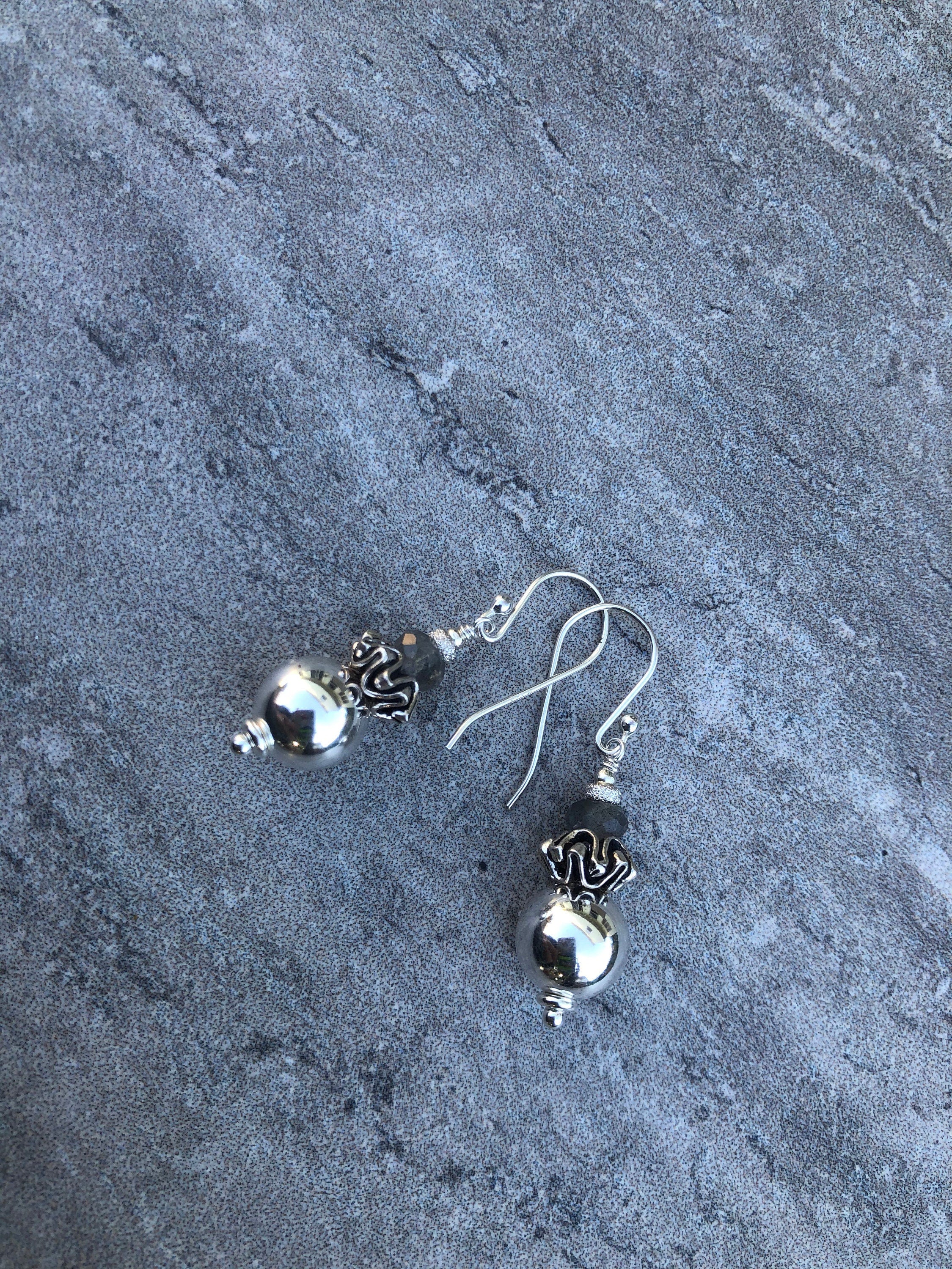 MossberryandStone Sterling Silver Labradorite Dangle Earrings Boho Beaded