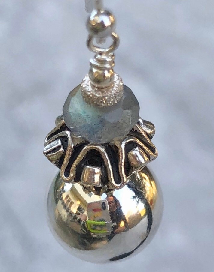 MossberryandStone Sterling Silver Labradorite Dangle Earrings Boho Beaded