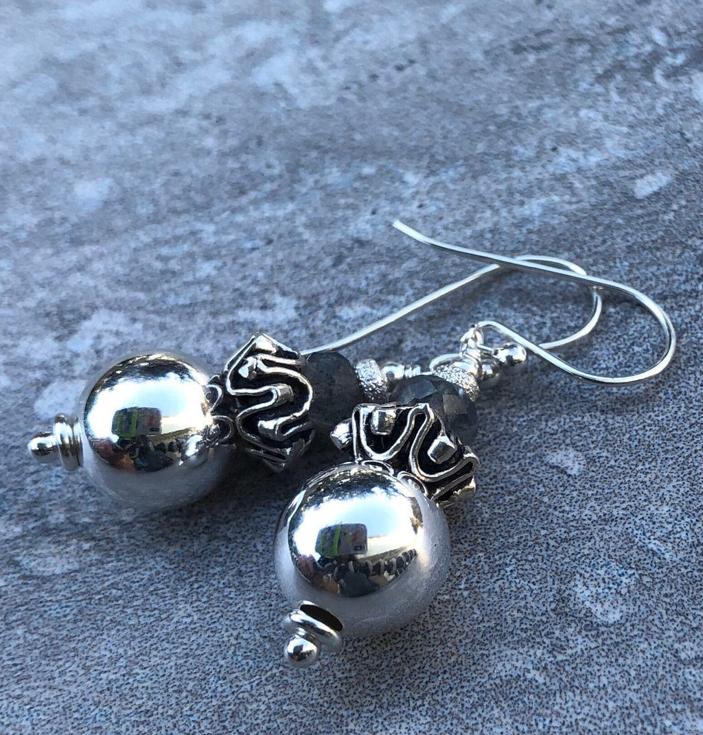 MossberryandStone Sterling Silver Labradorite Dangle Earrings Boho Beaded