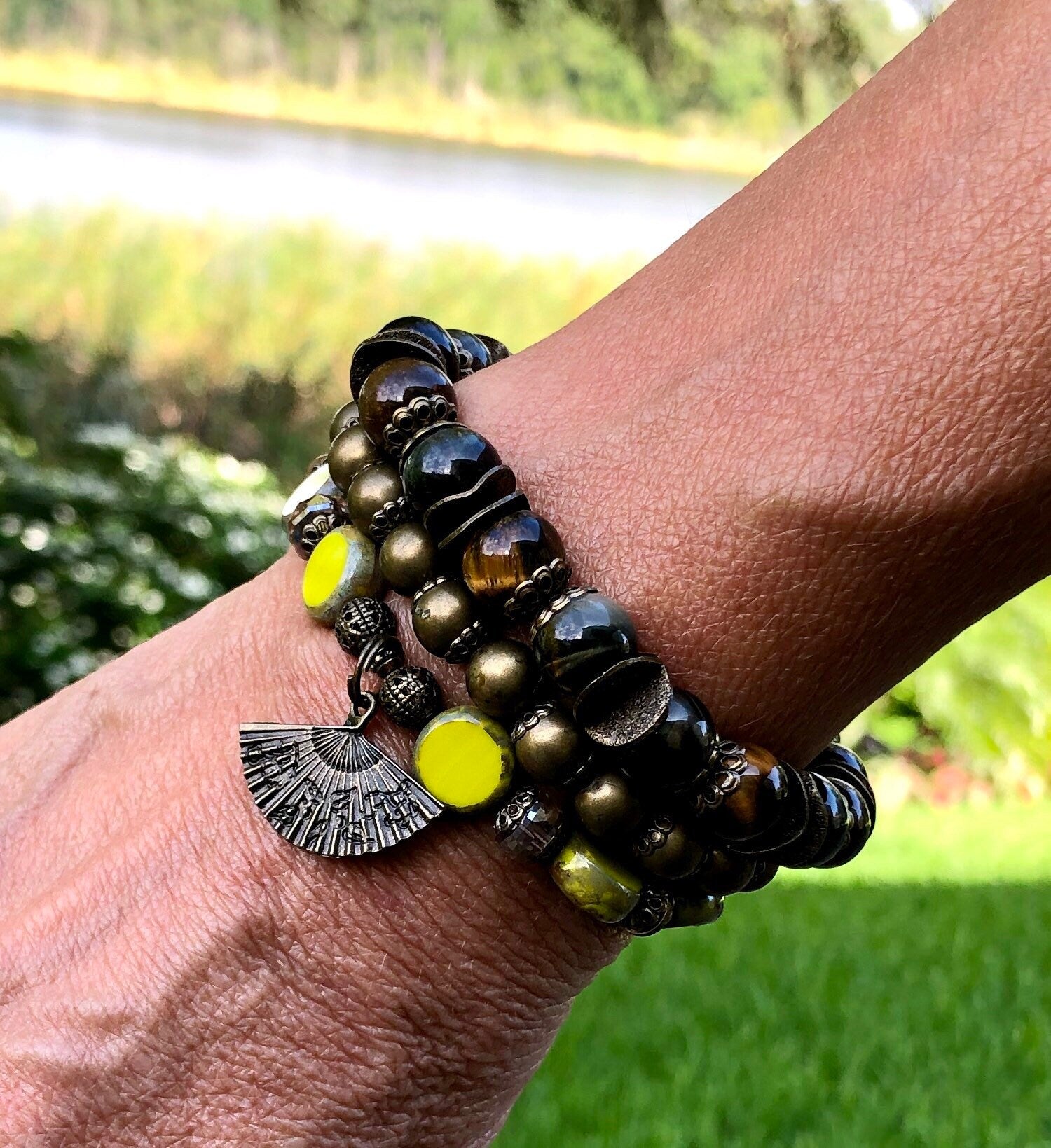 MossberryandStone Fan Flare Beaded Stretch Bracelet Set 3-Piece