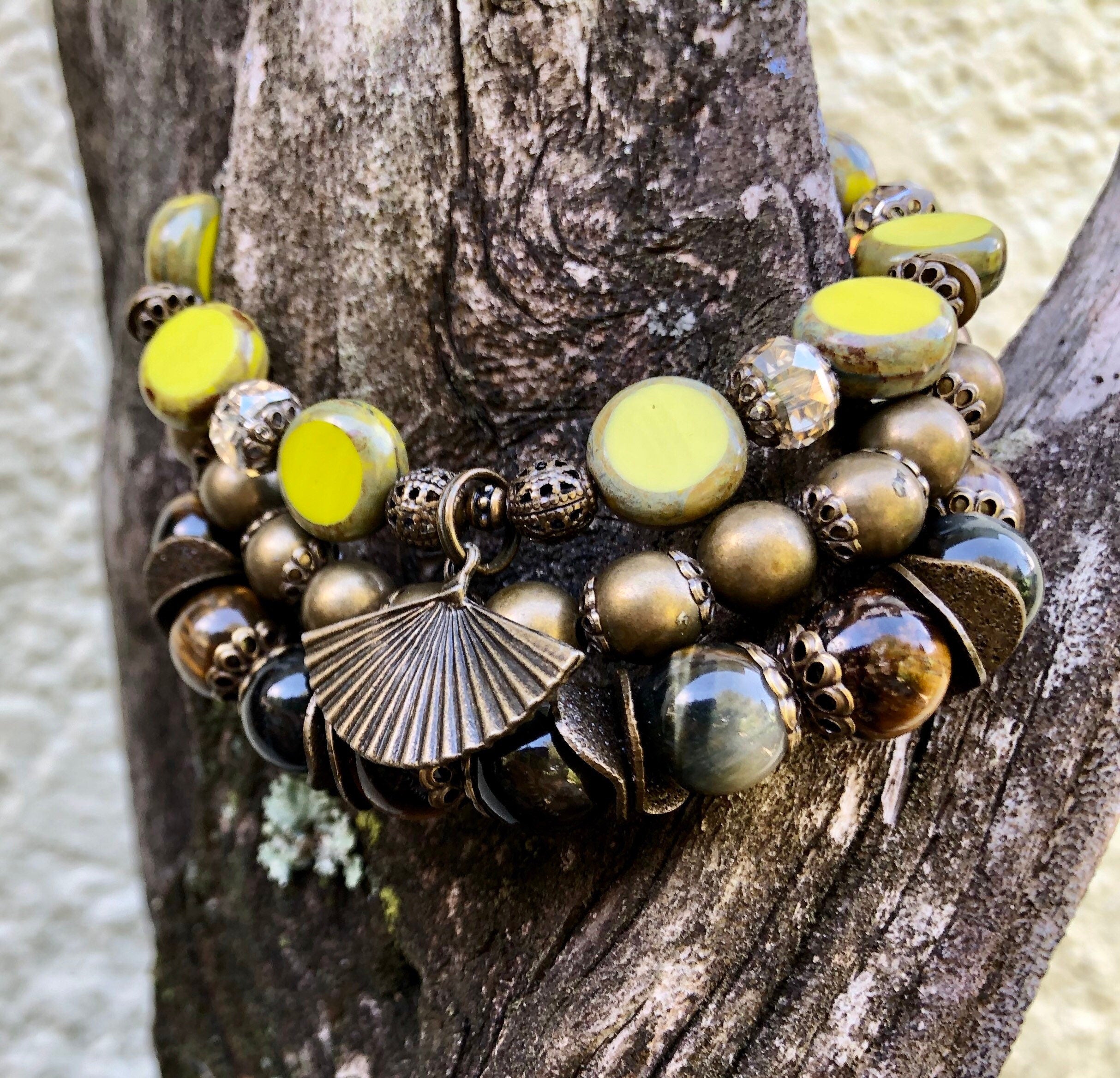 MossberryandStone Fan Flare Beaded Stretch Bracelet Set 3-Piece