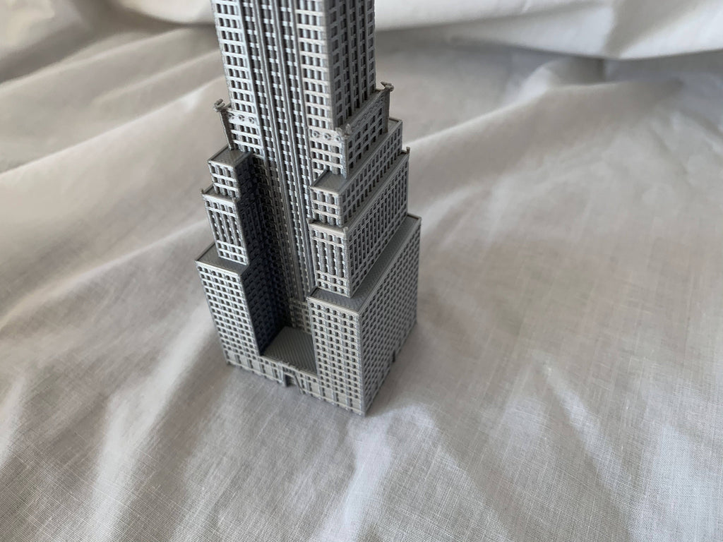 StarsoftheCity Chrysler Building 3D Printed Model Statue Silver