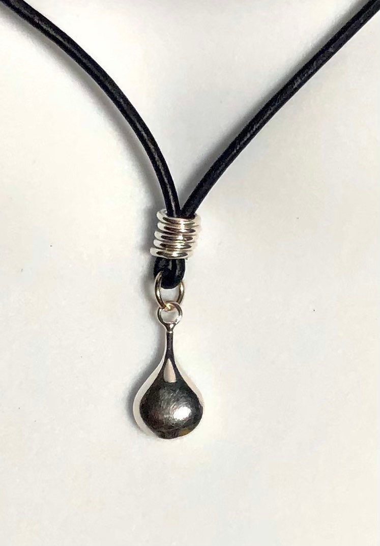 MossberryandStone Sterling Teardrop Leather Choker Necklace 15-17in