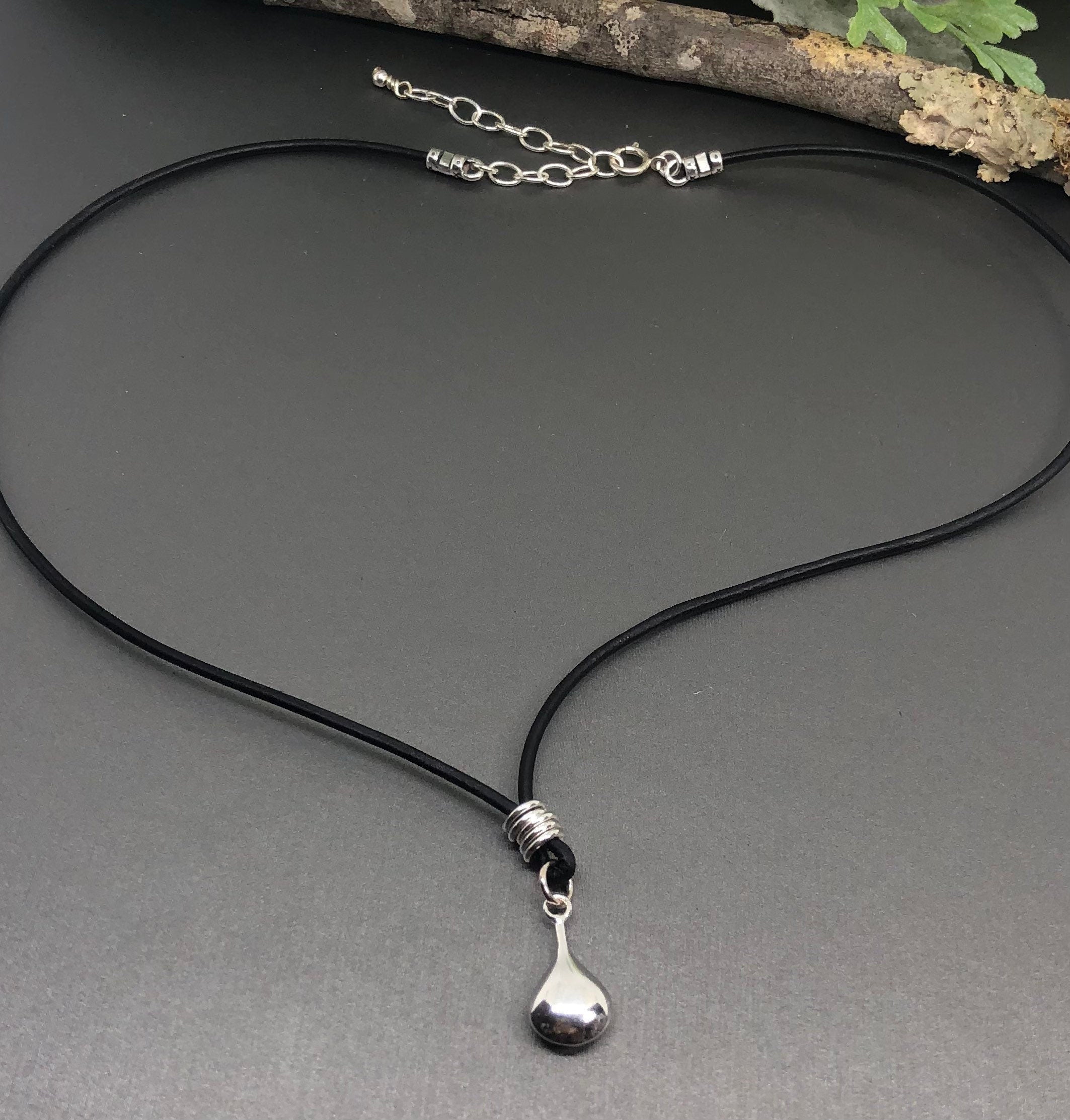 MossberryandStone Sterling Teardrop Leather Choker Necklace 15-17in
