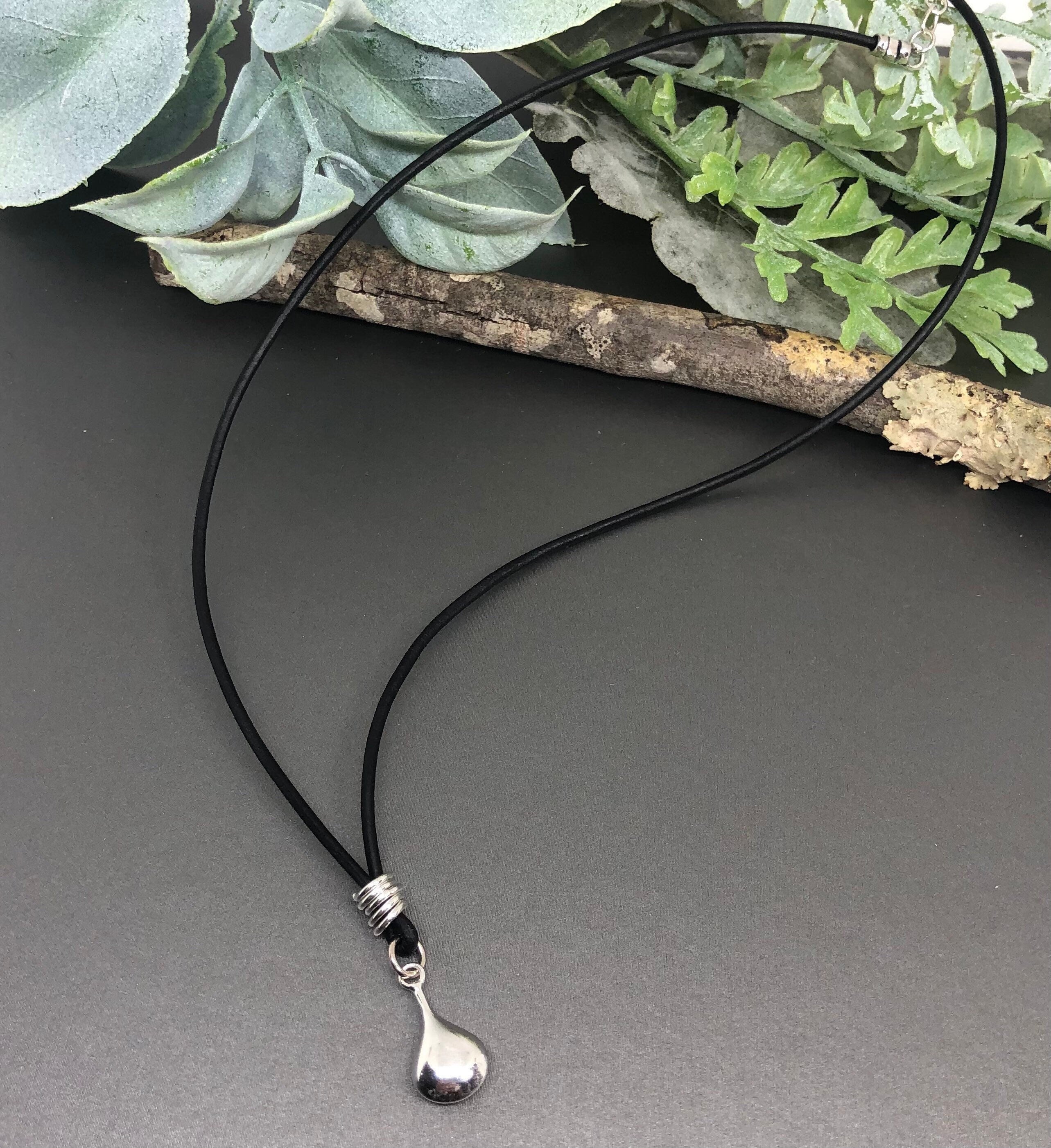 MossberryandStone Sterling Teardrop Leather Choker Necklace 15-17in