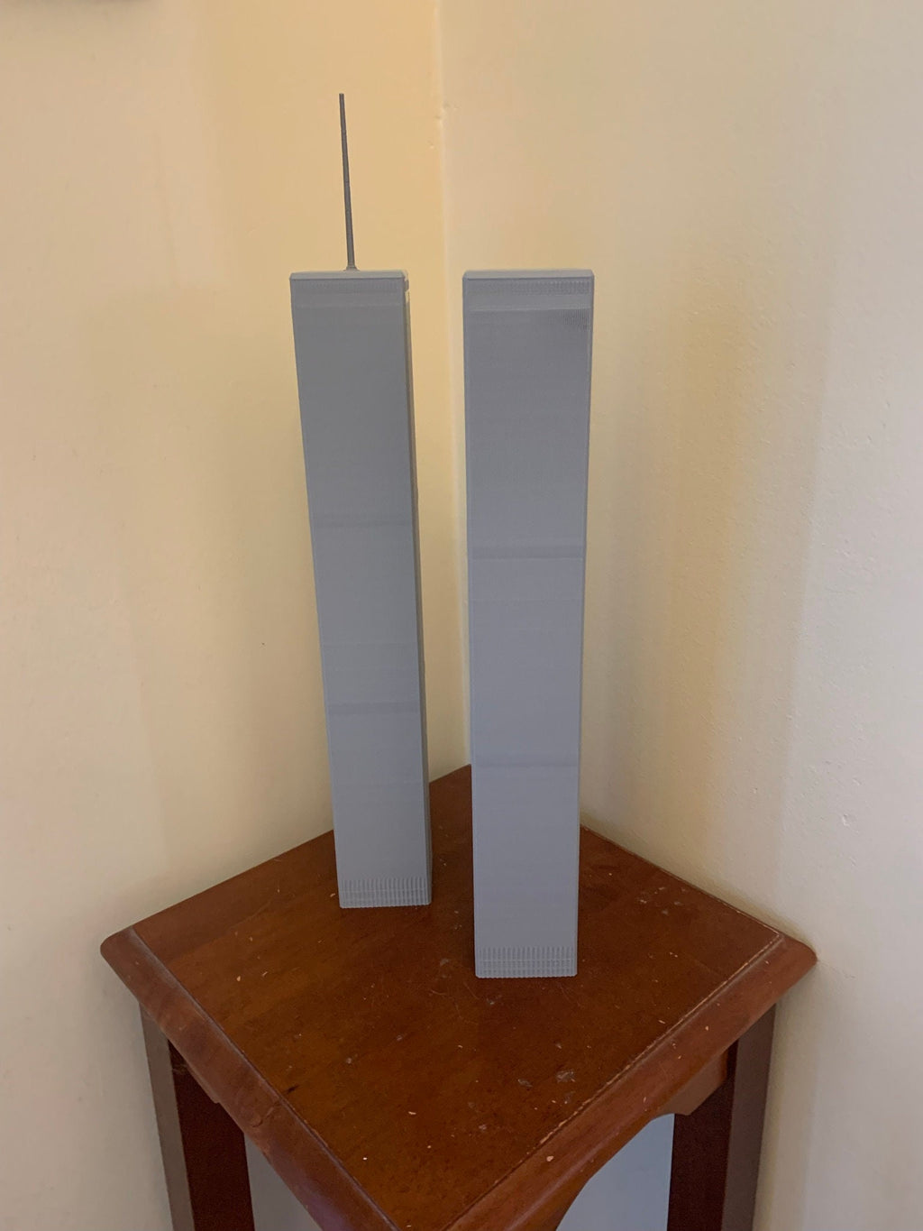 StarsoftheCity Twin Towers Model- 3D Printed Statue 17.75in Gray