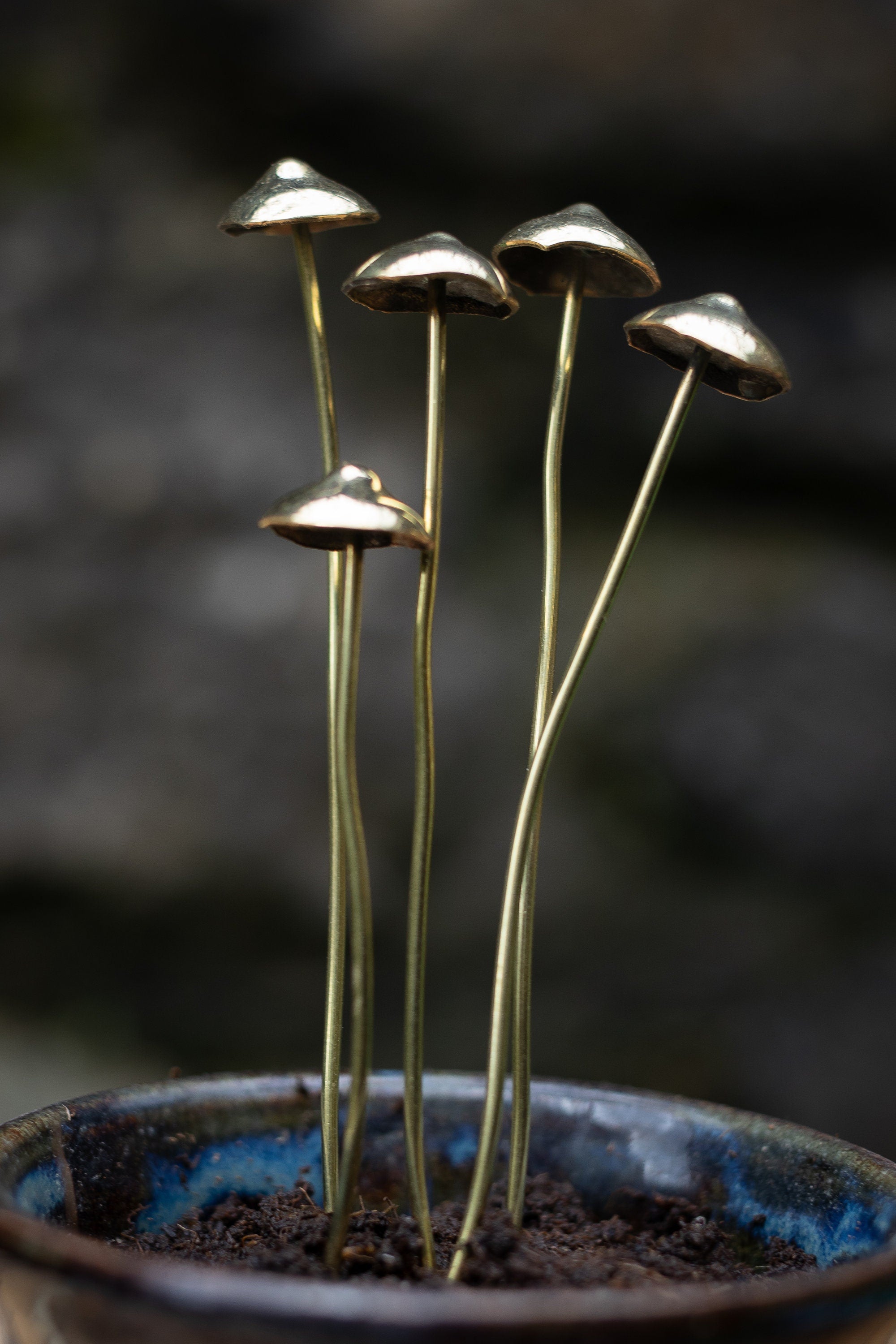 GazRye Handcrafted Brass Mushroom Garden Decoration Single Piece