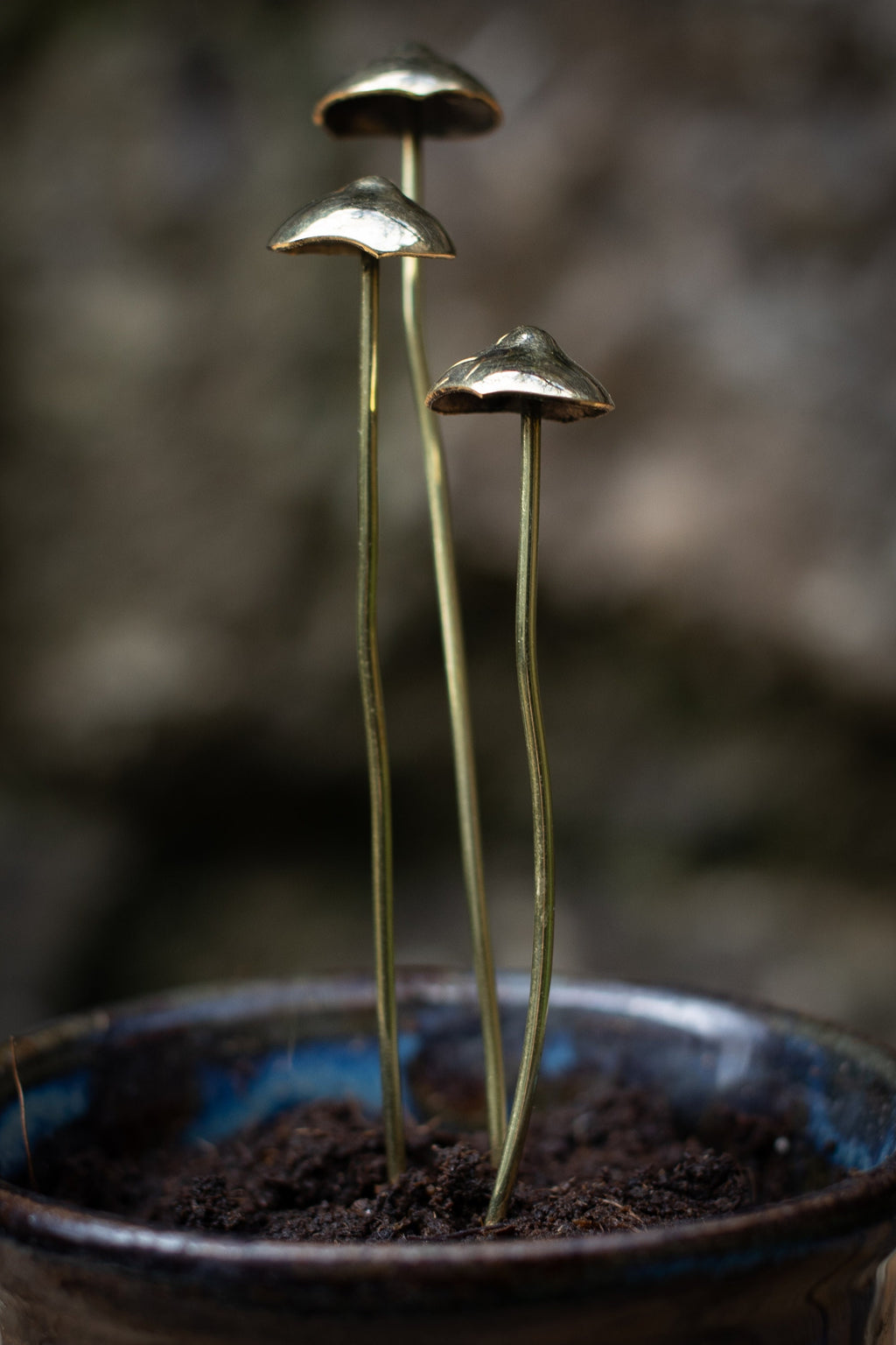 GazRye Handcrafted Brass Mushroom Garden Decoration Single Piece