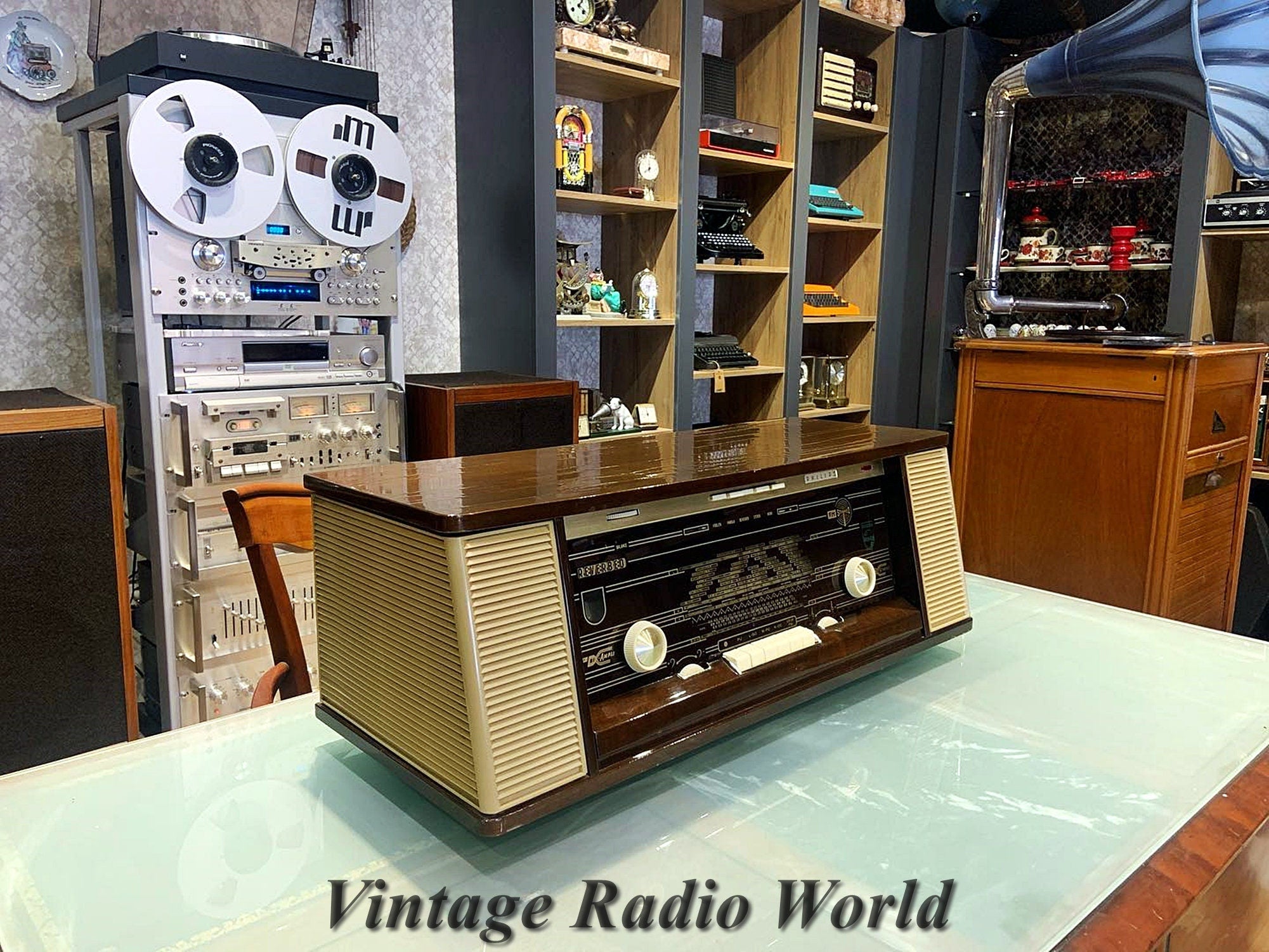 Philips Reverbeo Vintage Radio Fully Restored 1960s Brown Wood