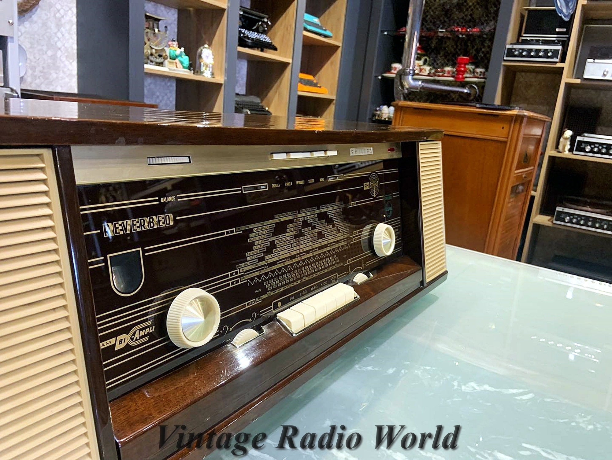 Philips Reverbeo Vintage Radio Fully Restored 1960s Brown Wood