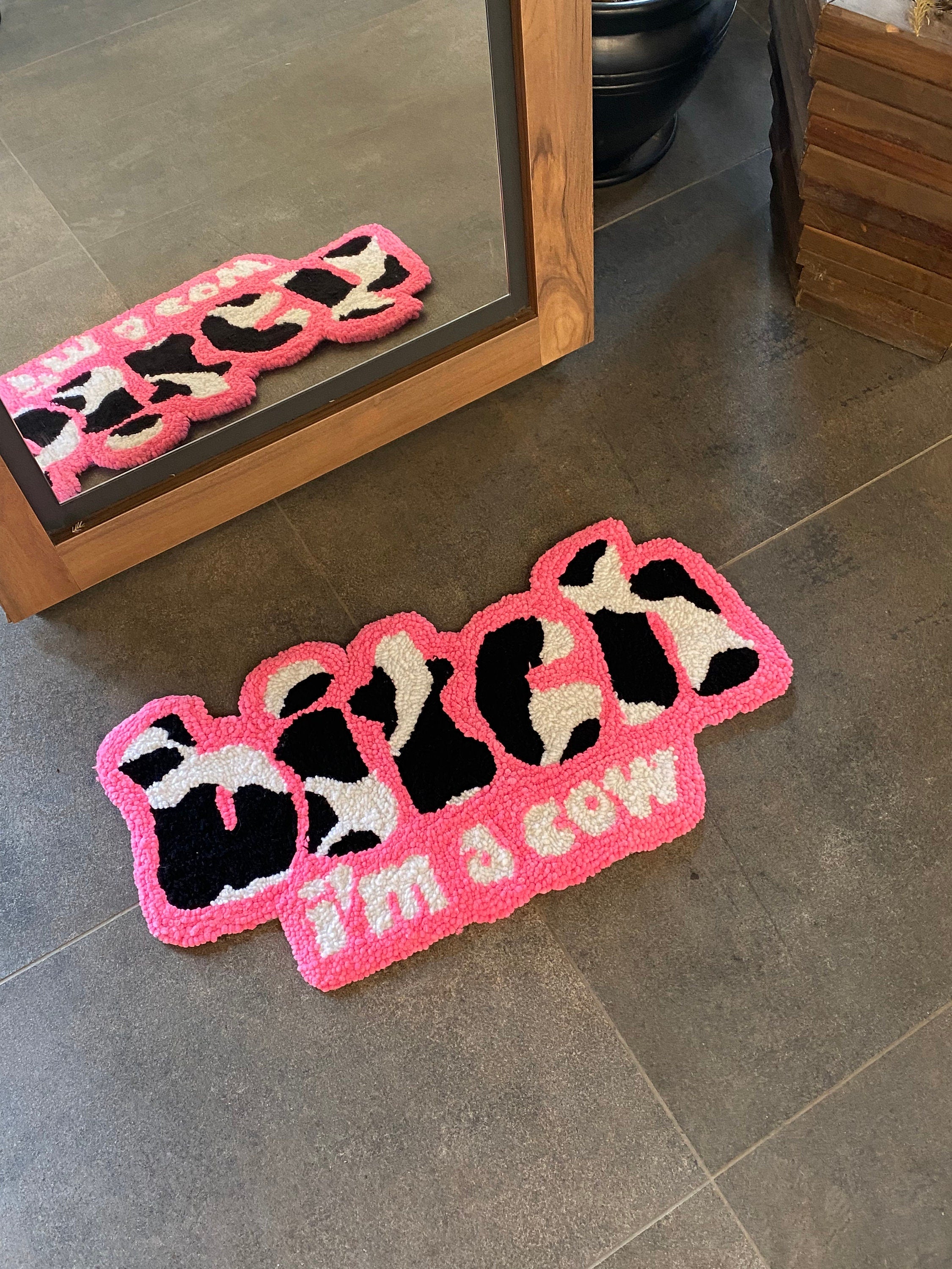 OrnnWorks I'm a Cow Tufted Rug Handmade Home Decor