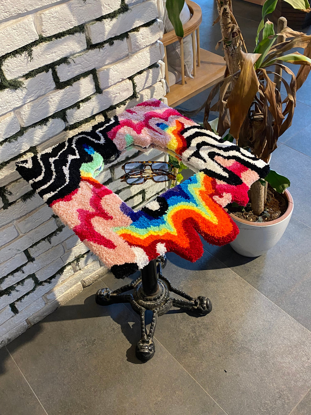 OrnnWorks Rainbow Chaotic LSD Fluid Mushroom Handmade Fluffy Mirror Rug 19.7in