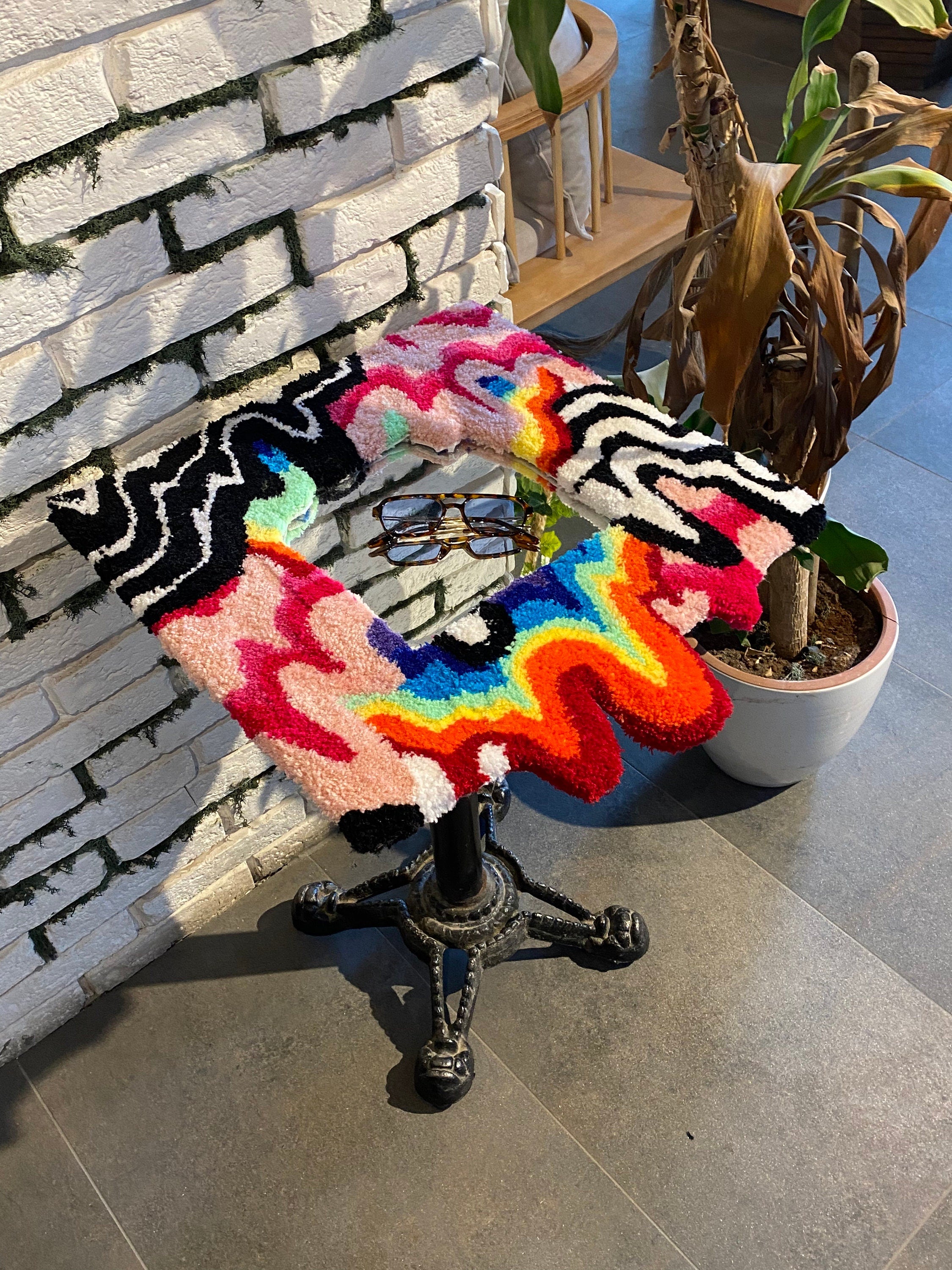 OrnnWorks Rainbow Chaotic LSD Fluid Mushroom Handmade Fluffy Mirror Rug 19.7in