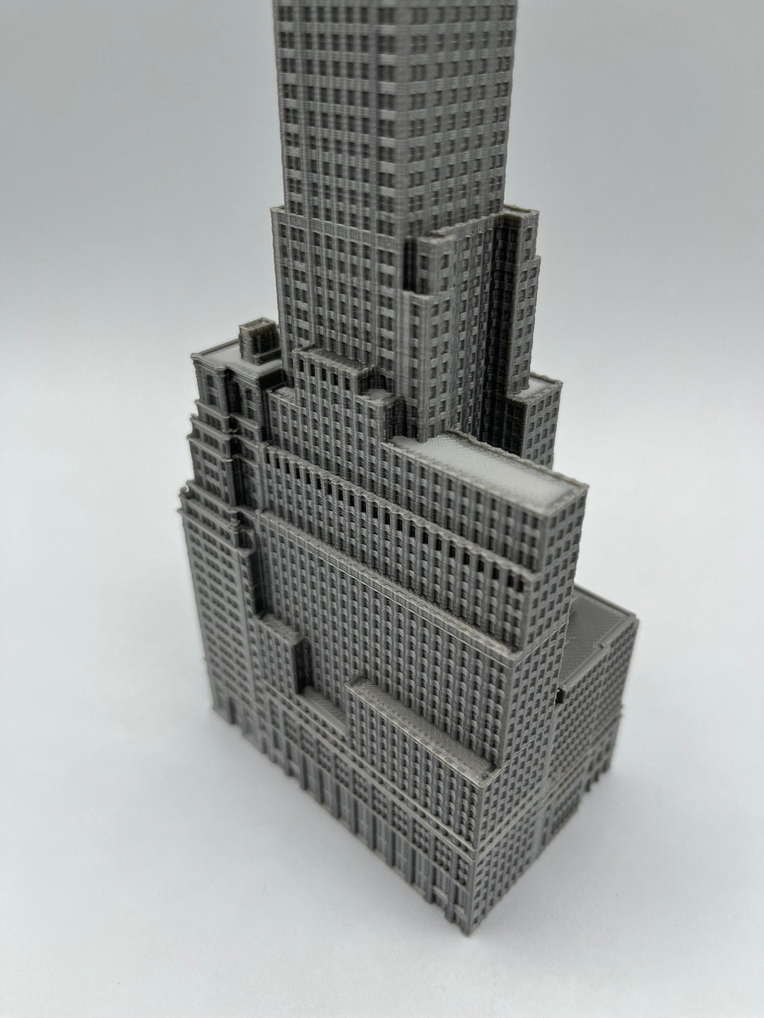 StarsoftheCity 40 Wall Street Model 3D Printed Skyscraper Statue Beige Silver White