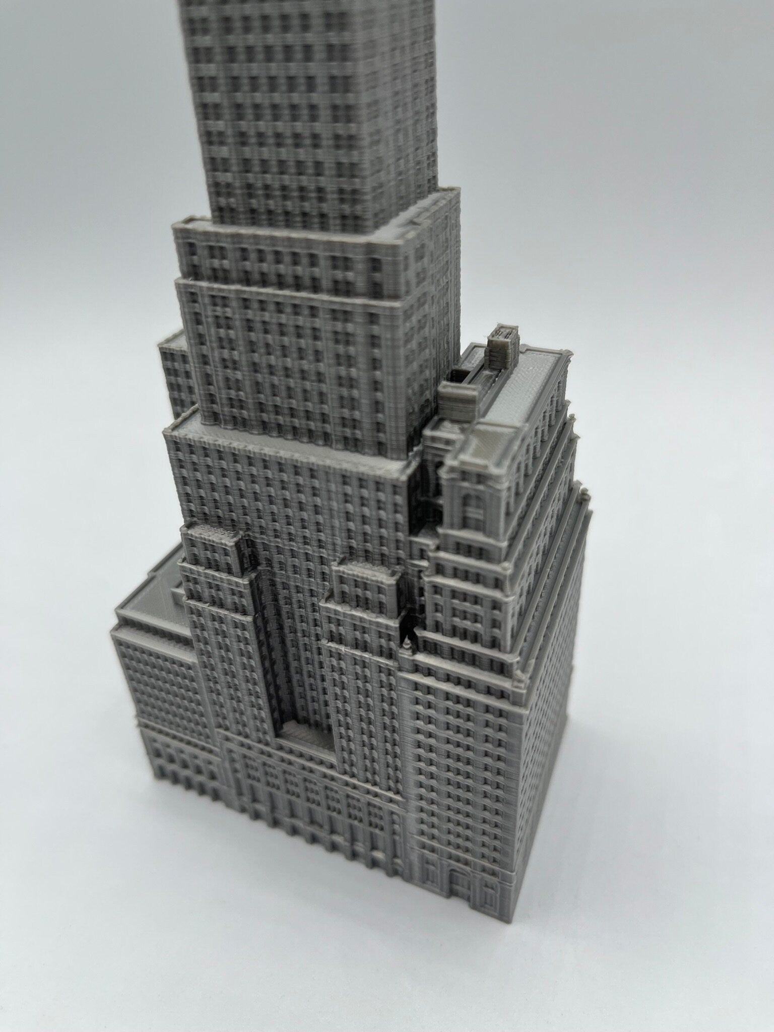 StarsoftheCity 40 Wall Street Model 3D Printed Skyscraper Statue Beige Silver White