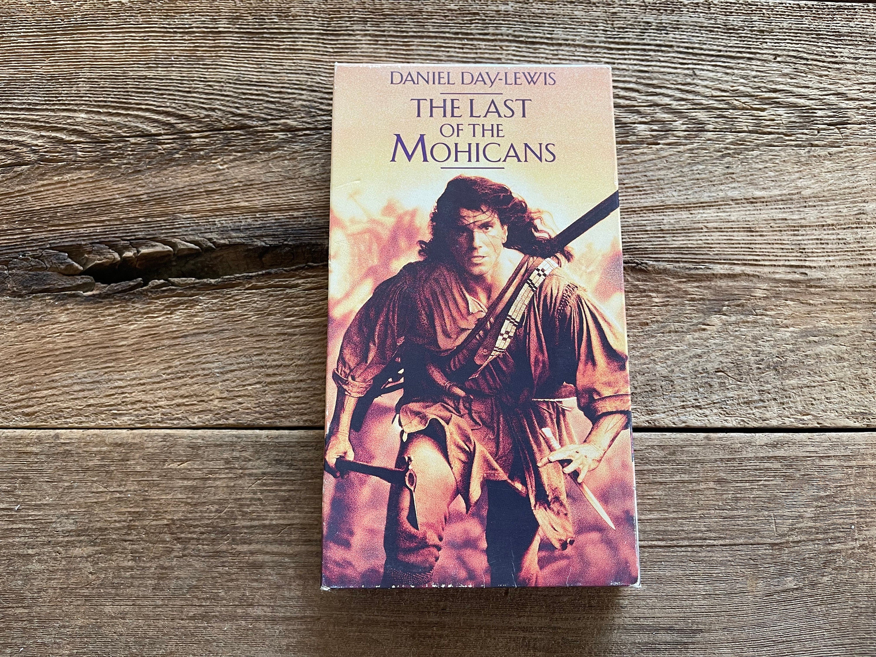 The Last of the Mohicans VHS Tape 1992 Daniel Day-Lewis Rated R