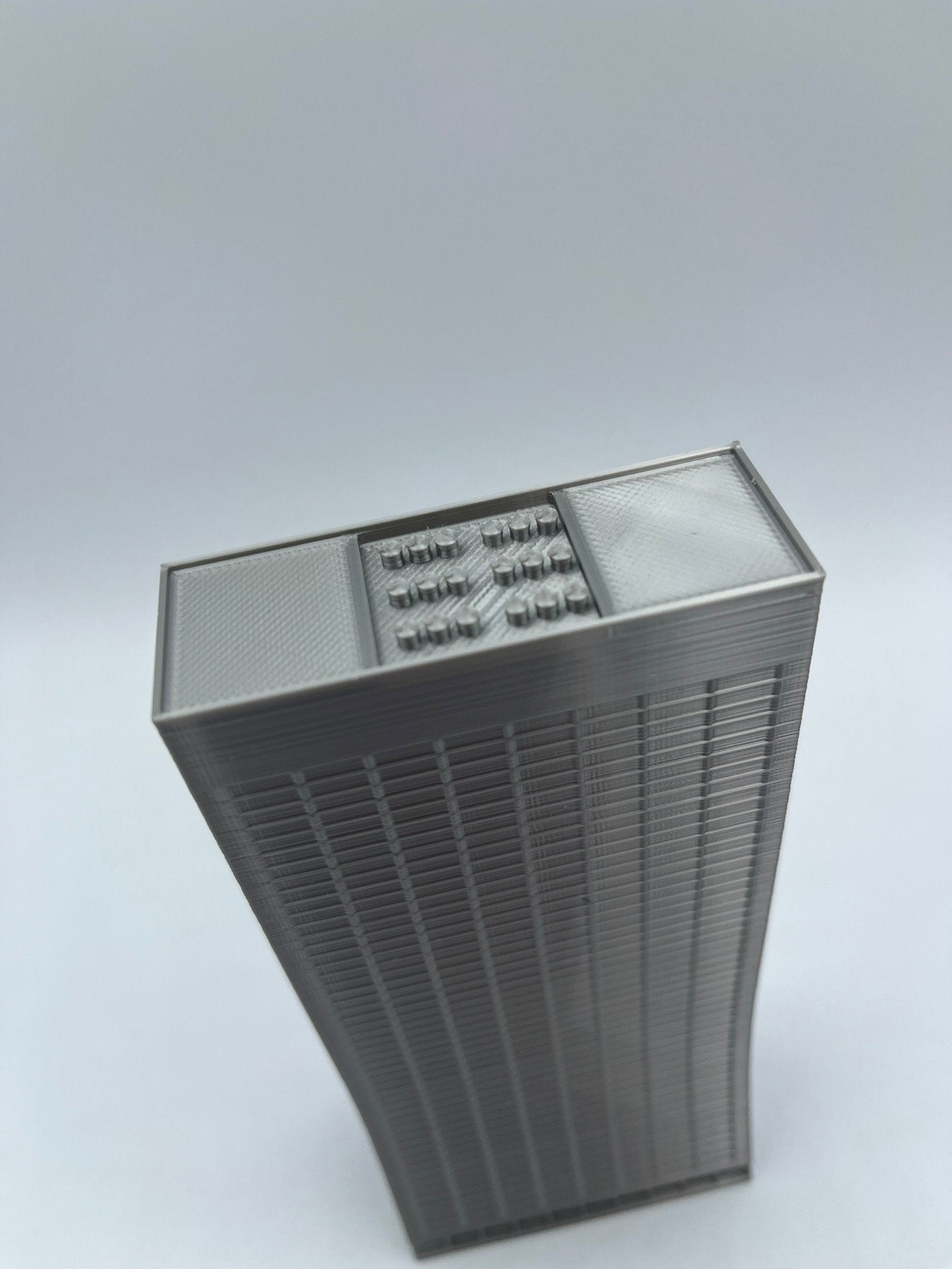 StarsoftheCity Solow Building 3D Printed Skyscraper Model Silver