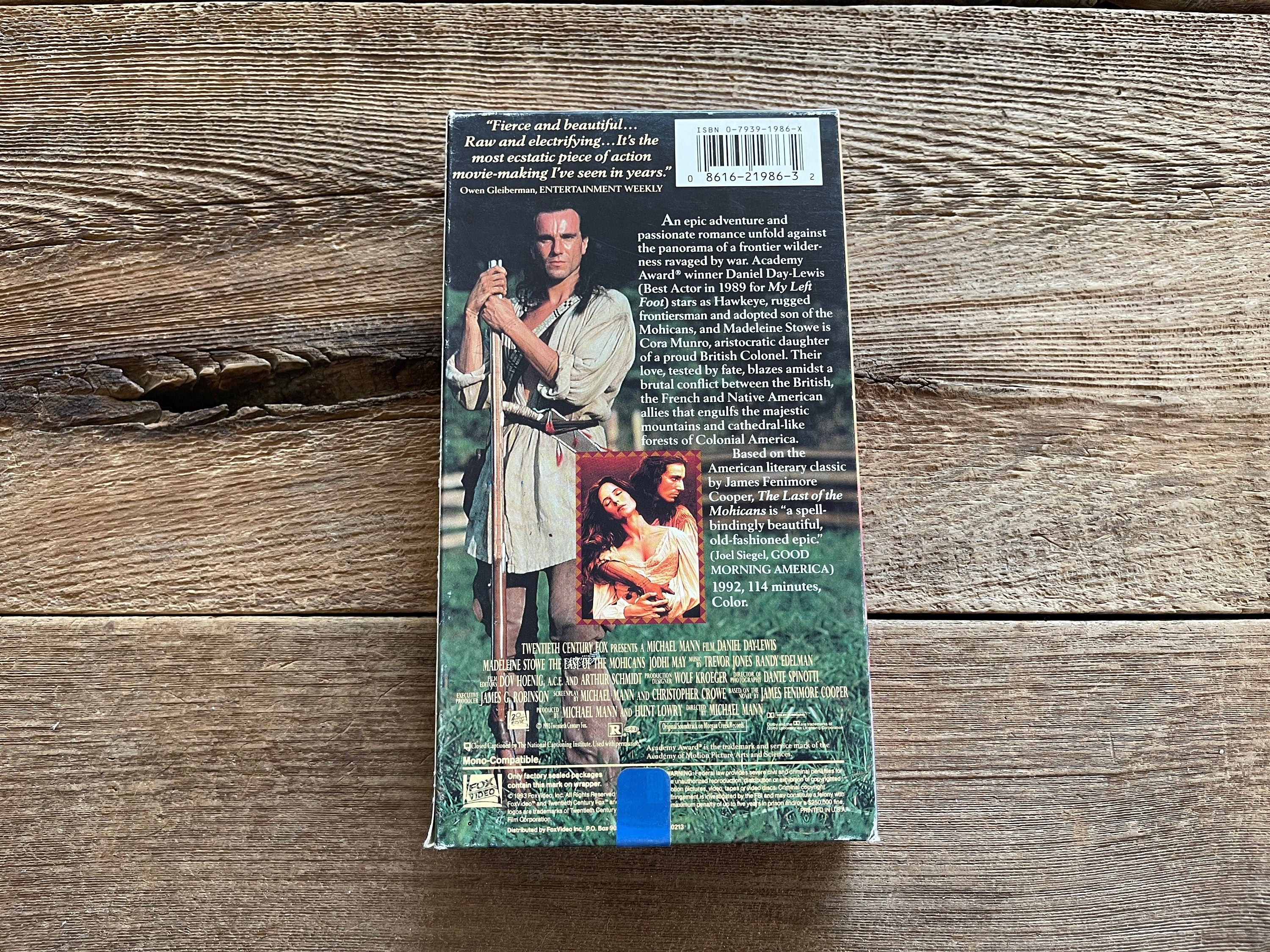 The Last of the Mohicans VHS Tape 1992 Daniel Day-Lewis Rated R