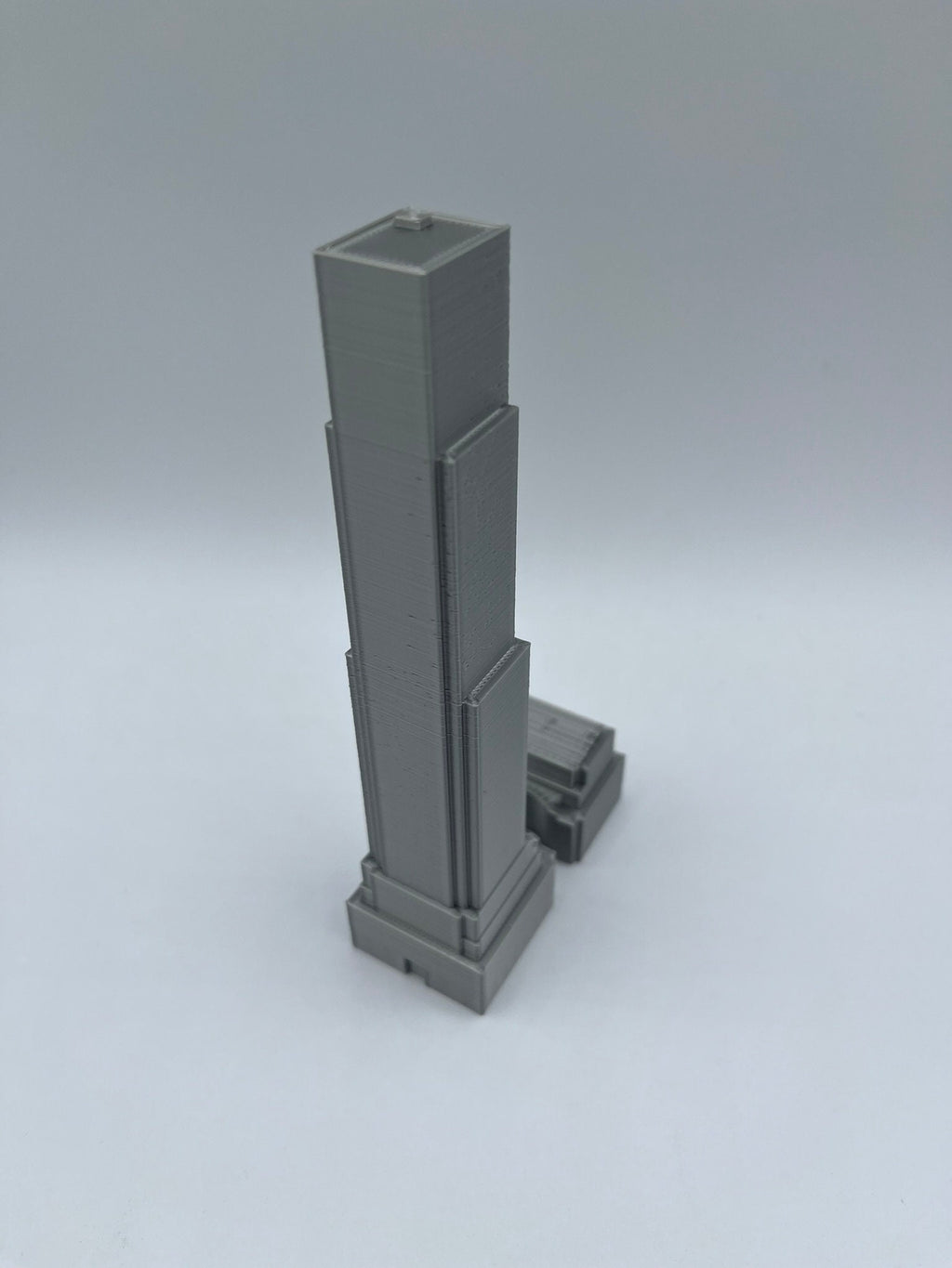 StarsoftheCity 731 Lexington Avenue 3D Printed Skyscraper Model Silver