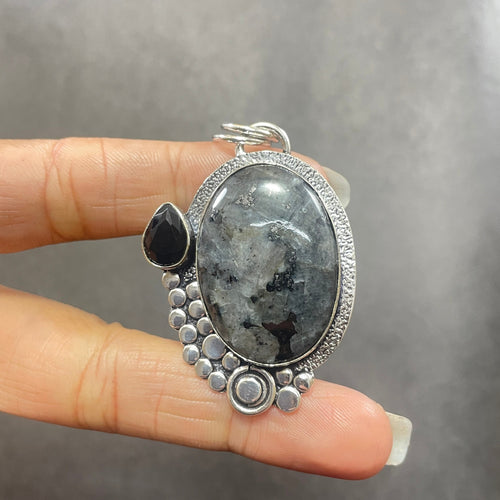 EkkJewels Larvikite Gemstone 925 Sterling Silver Pendant Necklace