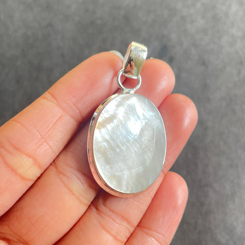 EkkJewels Mother of Pearl Pendant Necklace 925 Sterling Silver Natural Gemstone