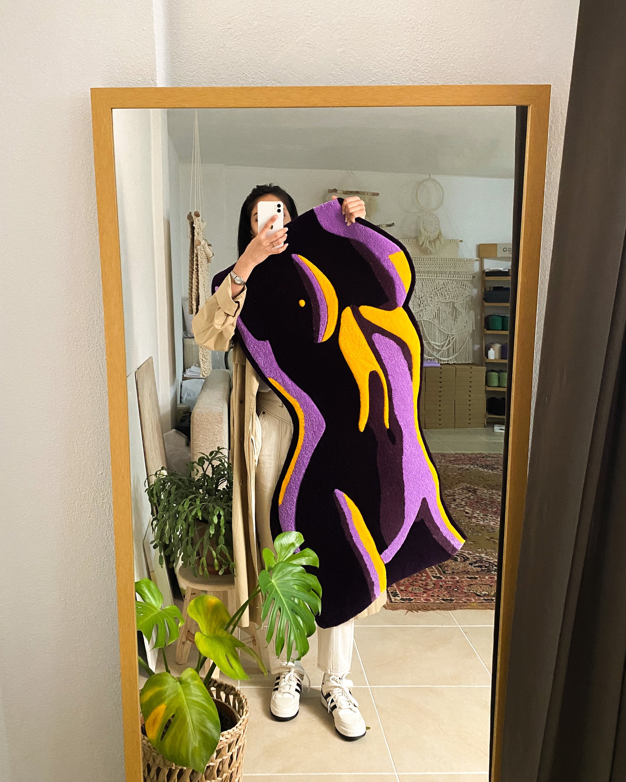 LargoModern Thermal Body Woman Handmade Tufted Rug Fluffy Decorative