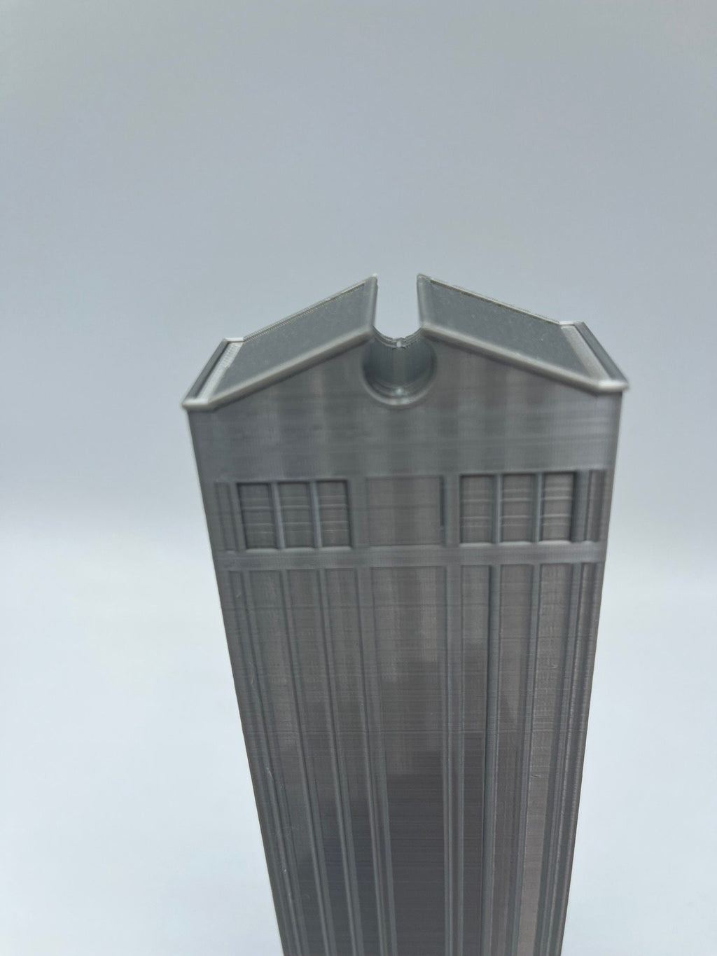 StarsoftheCity 550 Madison Avenue 3D Printed Model 6.25in Gray