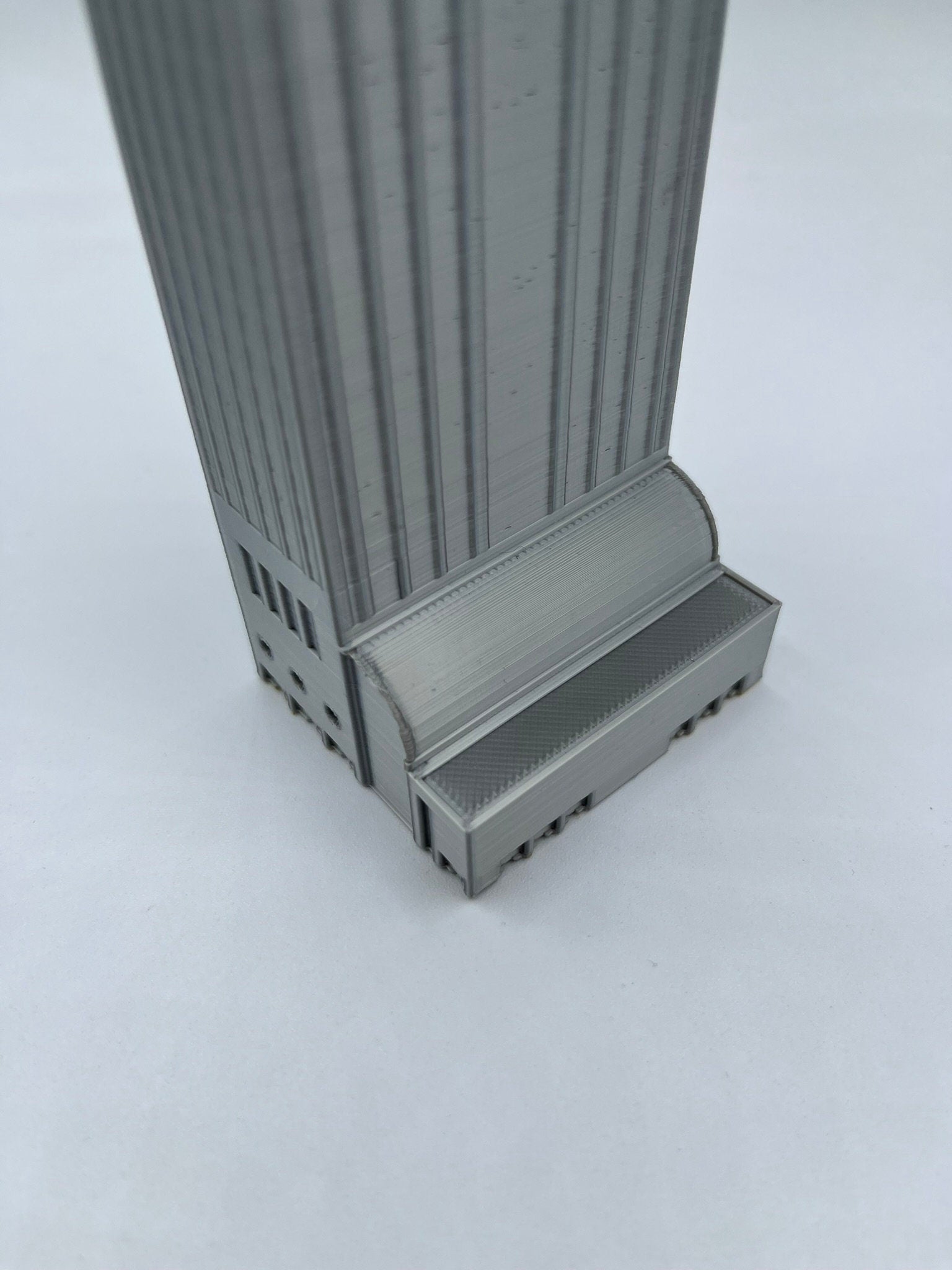 StarsoftheCity 550 Madison Avenue 3D Printed Model 6.25in Gray