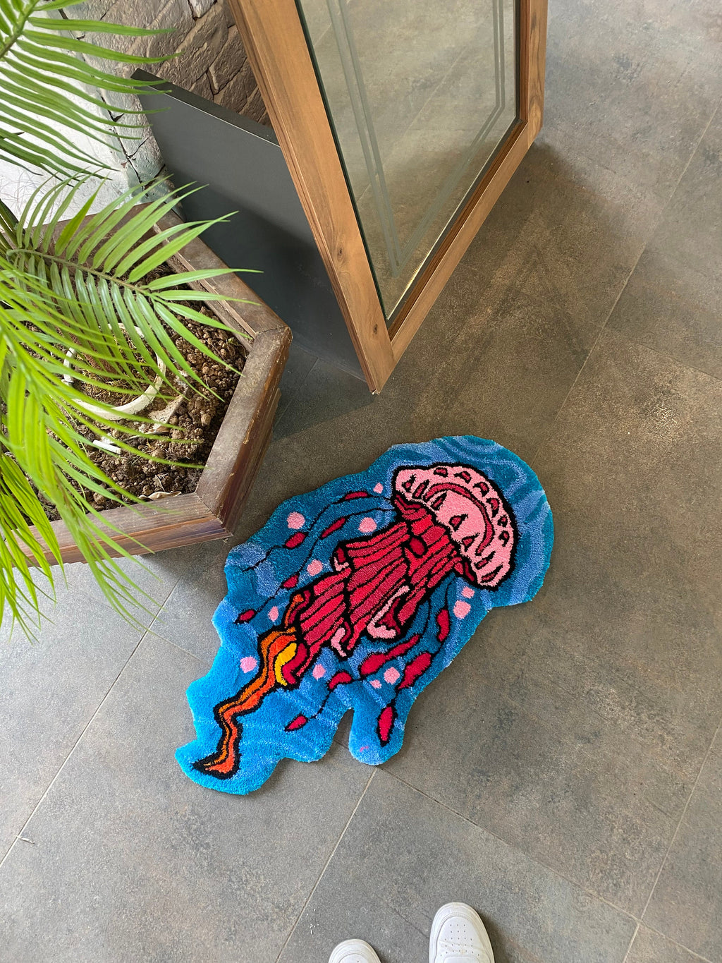 OrnnWorks Jellyfish Fluffy Tufted Rug 18x26in
