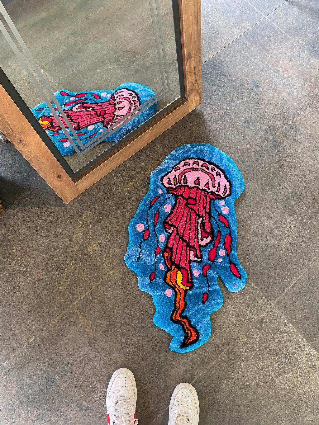 OrnnWorks Jellyfish Fluffy Tufted Rug 18x26in