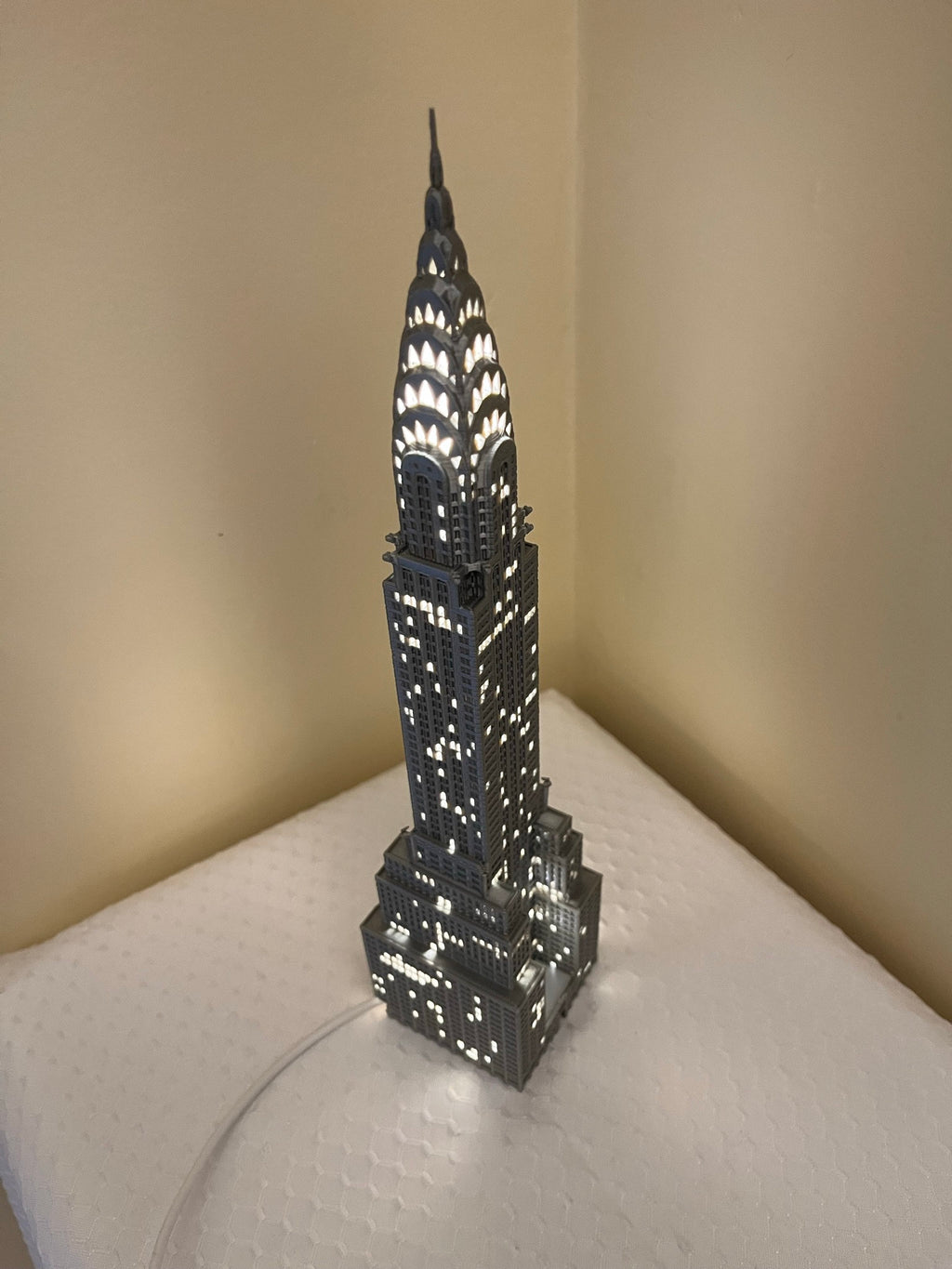 StarsoftheCity Chrysler Building Light-Up 3D Printed Model Small