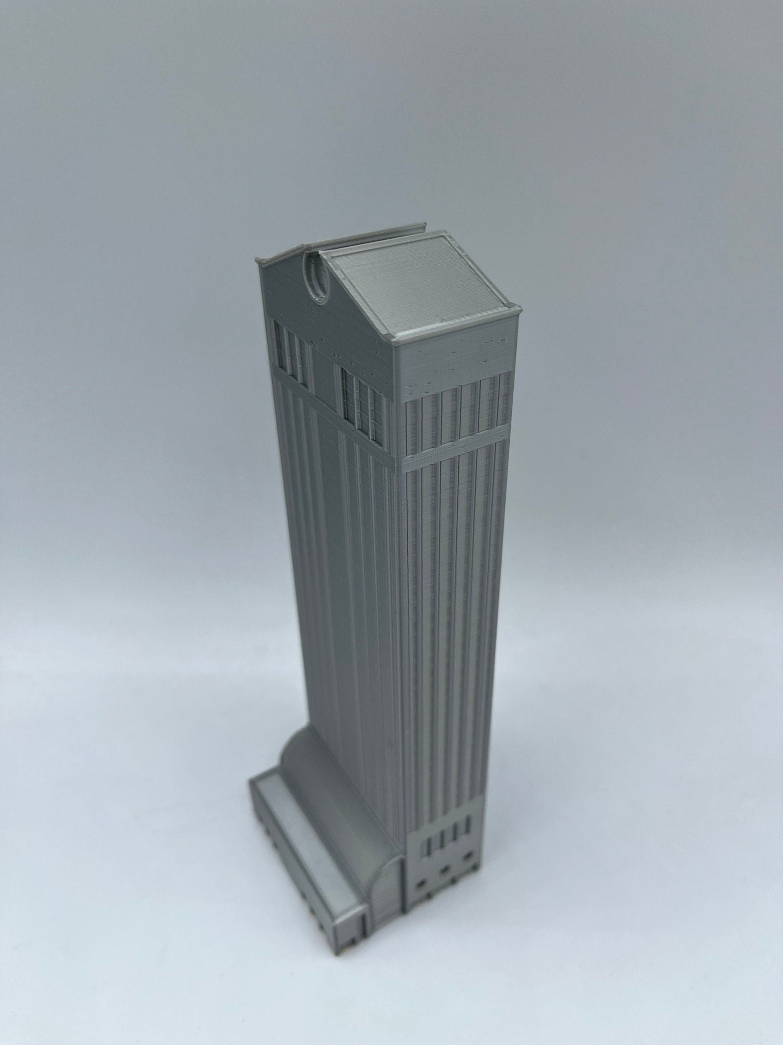 StarsoftheCity 550 Madison Avenue 3D Printed Model 6.25in Gray