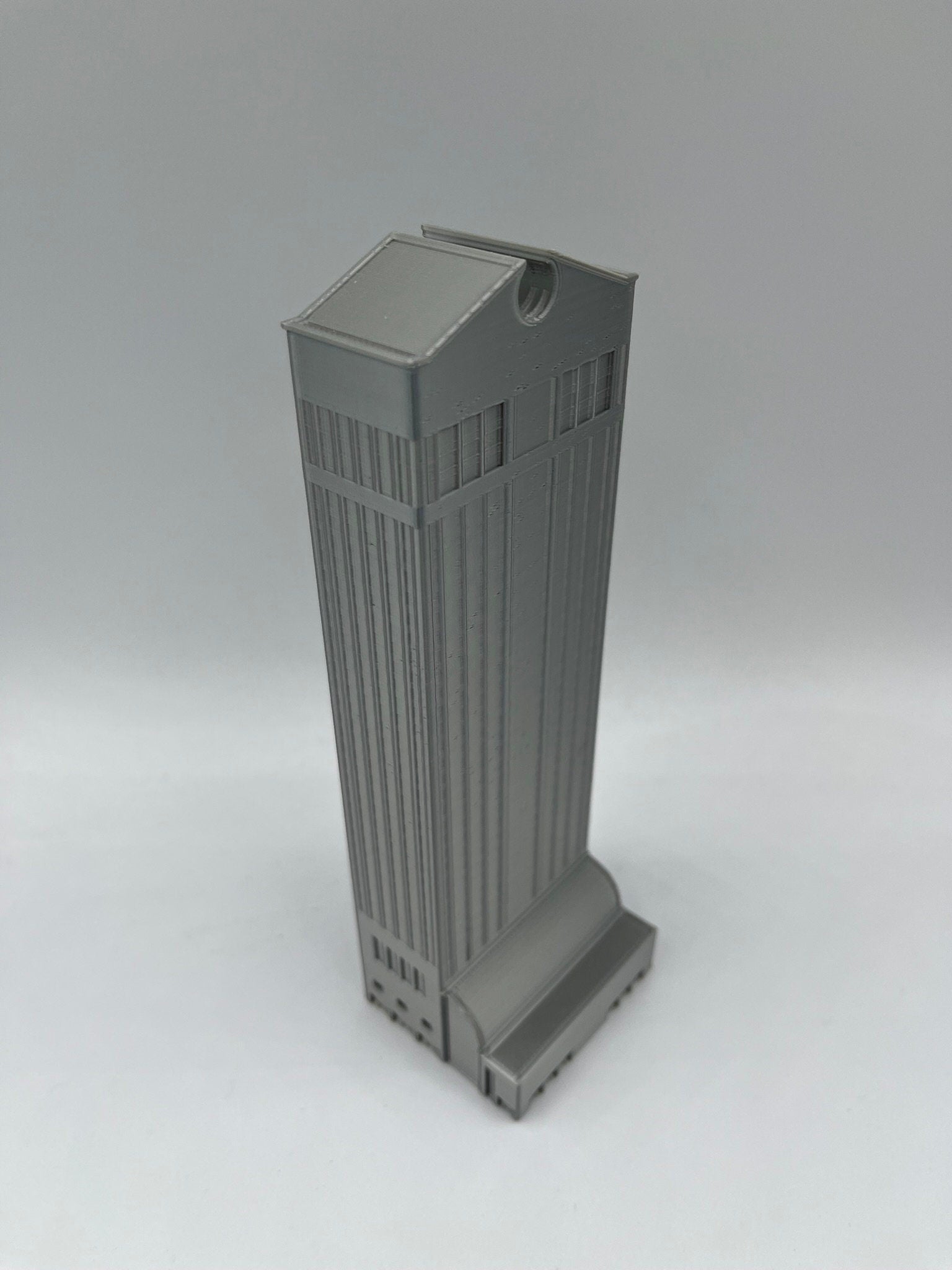 StarsoftheCity 550 Madison Avenue 3D Printed Model 6.25in Gray