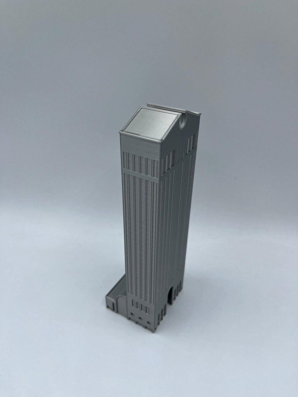 StarsoftheCity 550 Madison Avenue 3D Printed Model 6.25in Gray