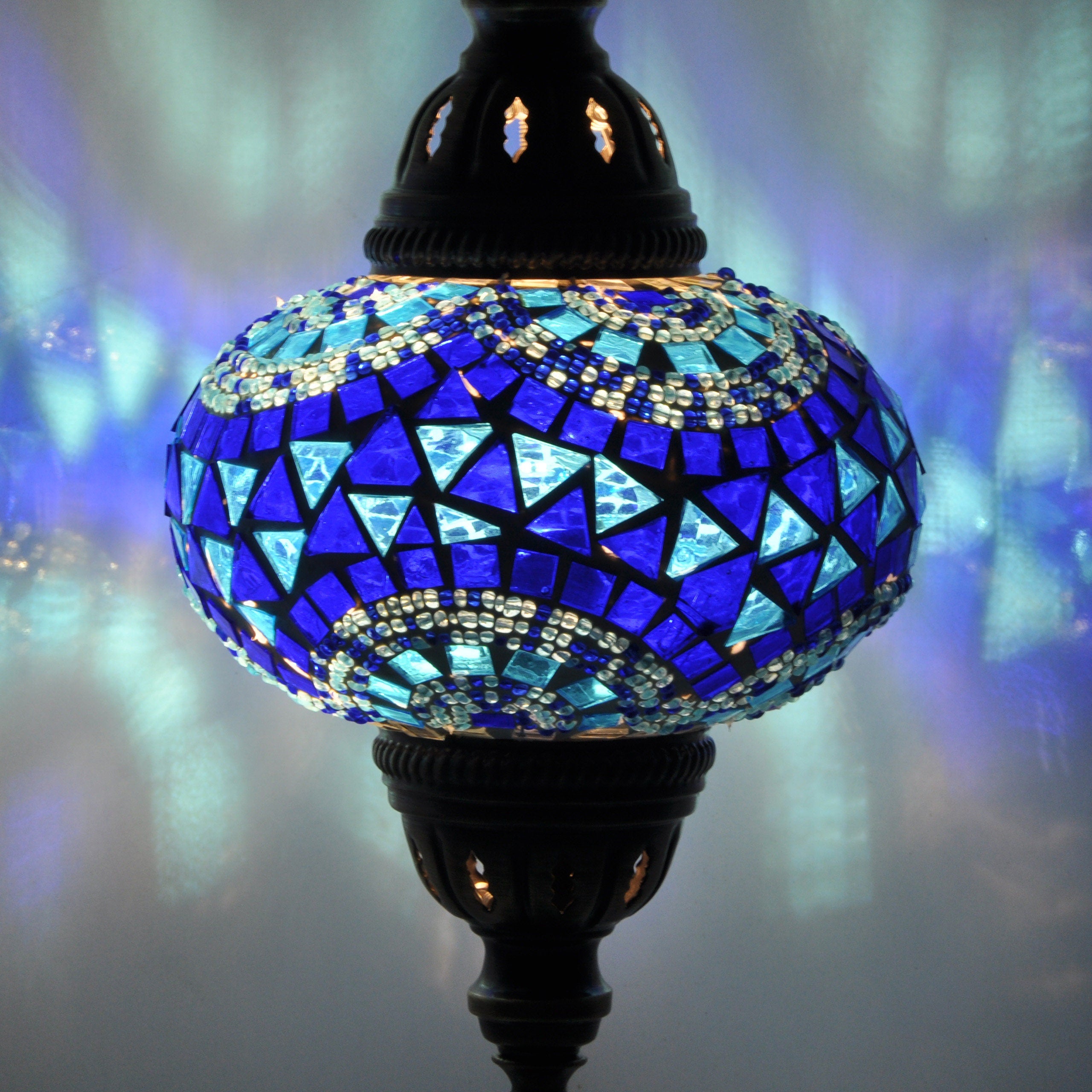 MoslandHome Handmade Turkish Mosaic Table Lamp 6.5in Globe Blue