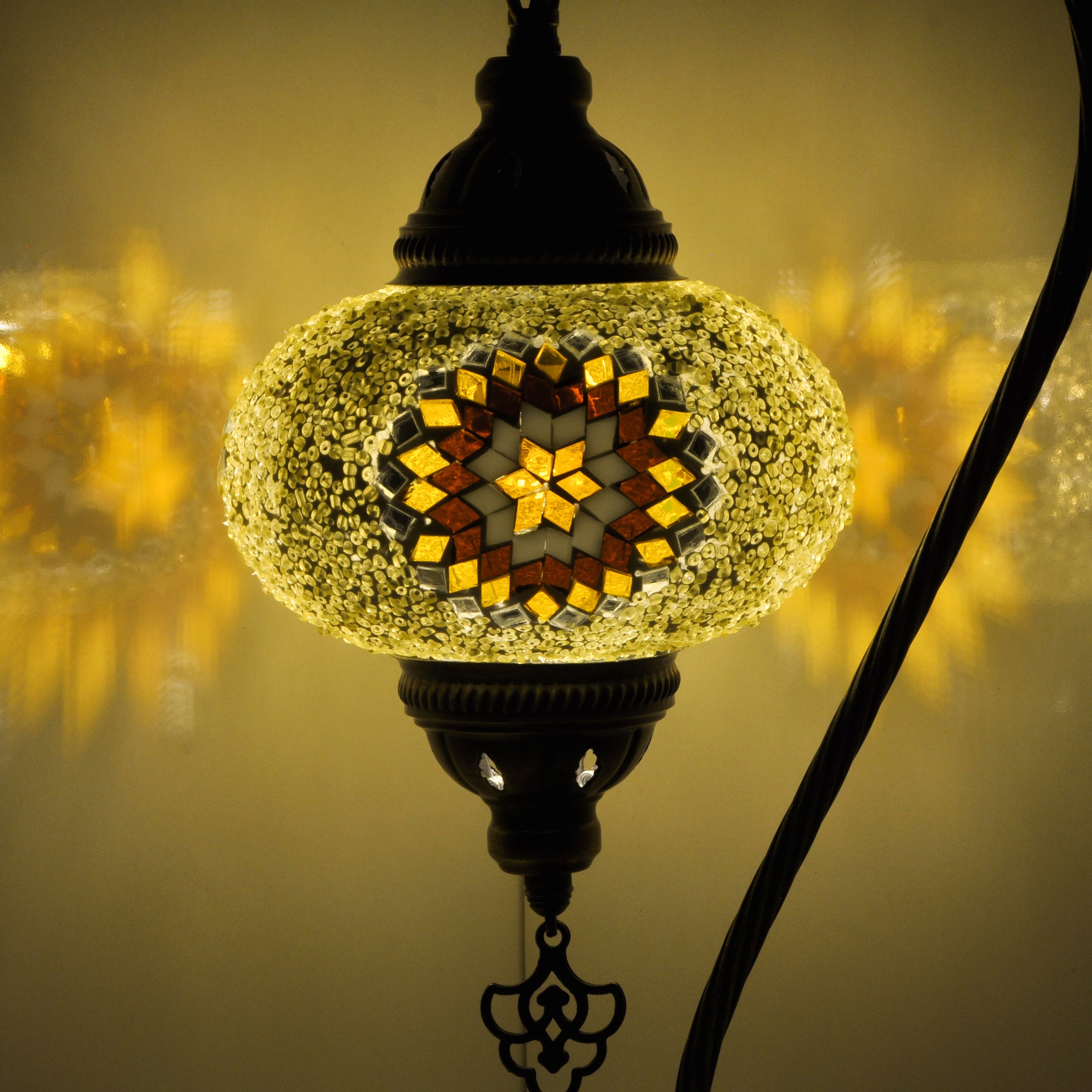 MoslandHome Turkish Moroccan Mosaic Glass Table Lamp