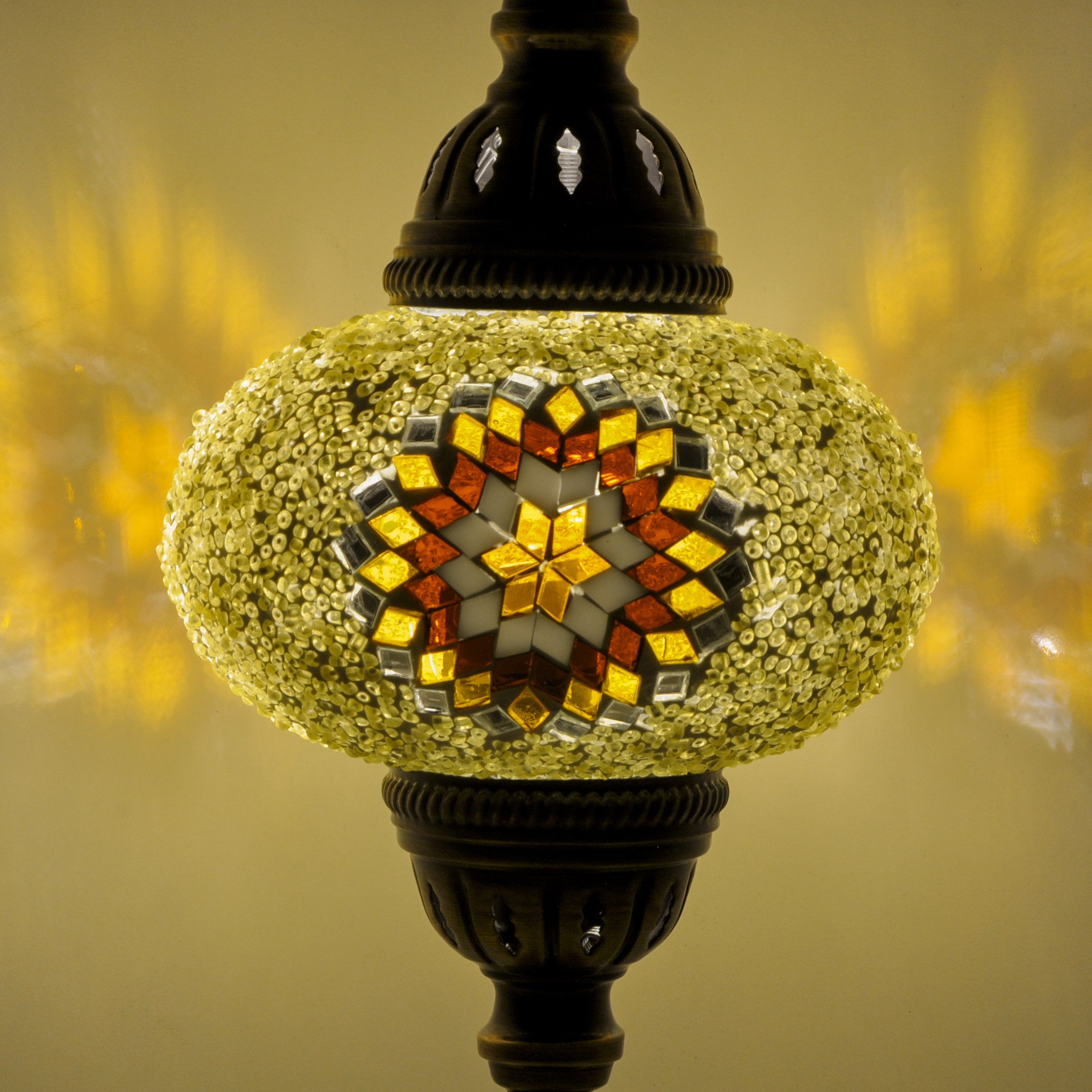 MoslandHome Handmade Turkish Mosaic Table Lamp 6.5in Globe