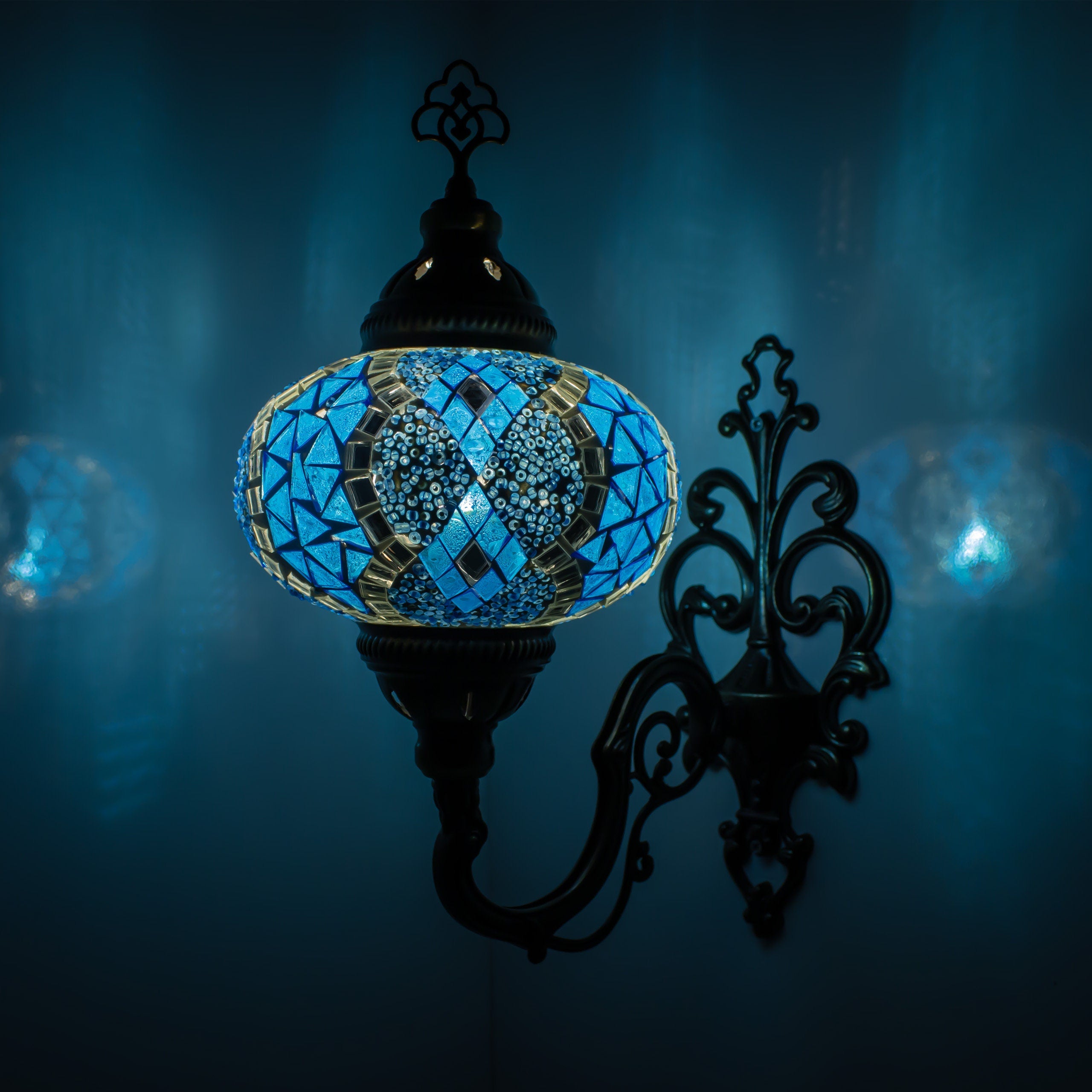 MoslandHome Turkish Moroccan Mosaic Wall Sconce Tiffany Style Mosaic Glass Shade 6.5in