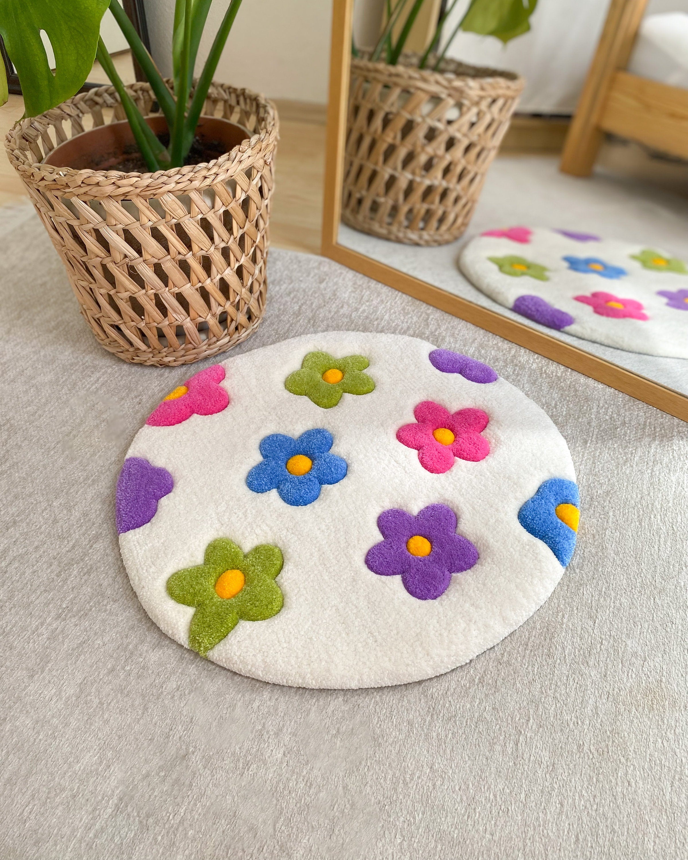 LargoModern Flower Hand Tufted Rug Soft Aesthetic Decorative Floor Rug