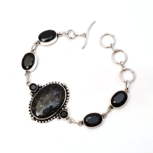 EkkJewels Nuummite & Spinel 925 Sterling Silver Bracelet 7/8 Inches