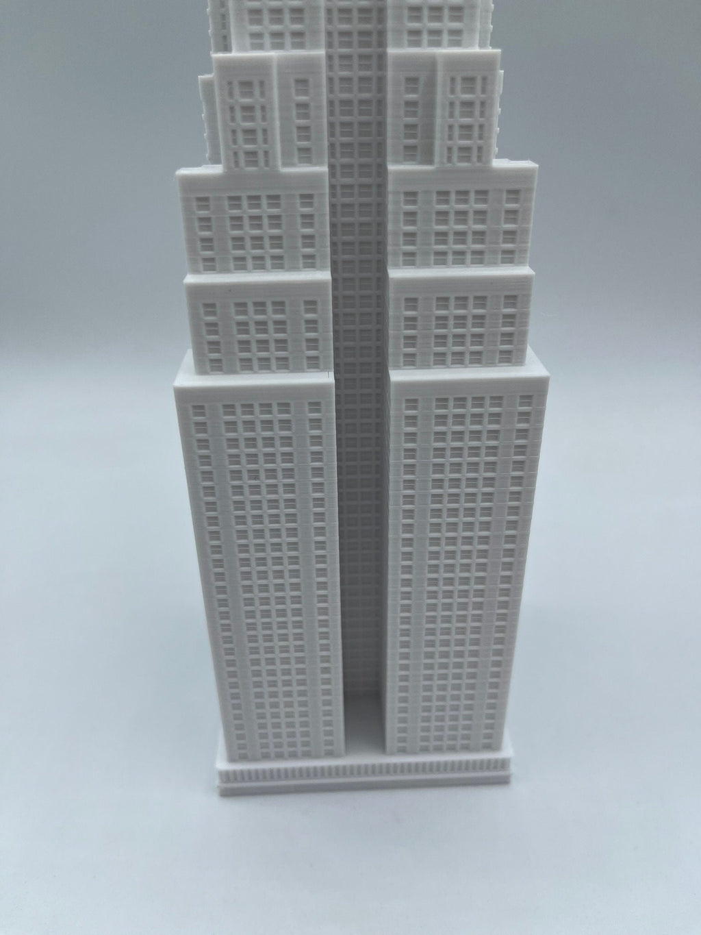 StarsoftheCity Wyndham New Yorker Hotel 3D Printed Miniature Statue