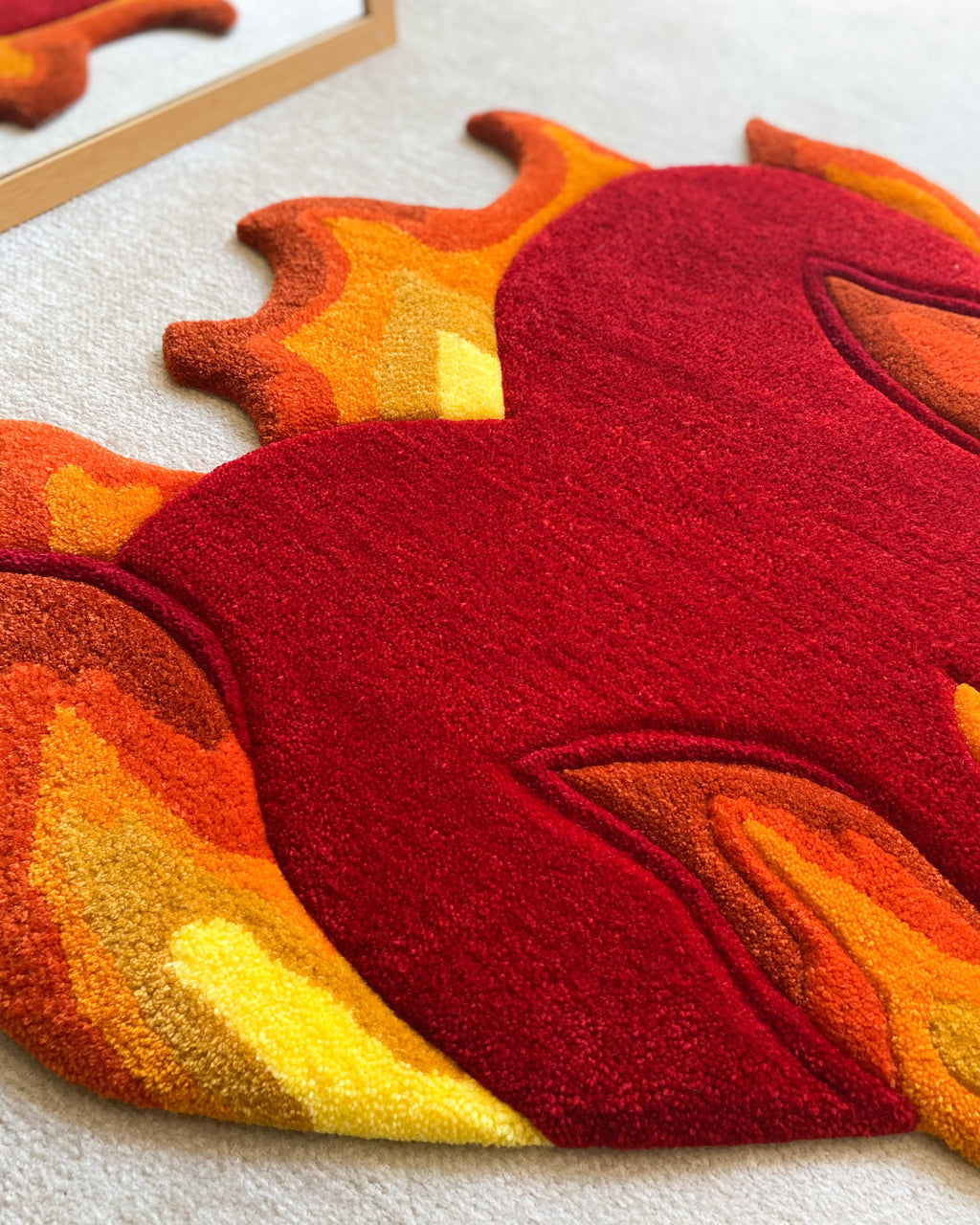 LargoModern Flaming Heart Tufted Rug Handmade Acrylic Cotton