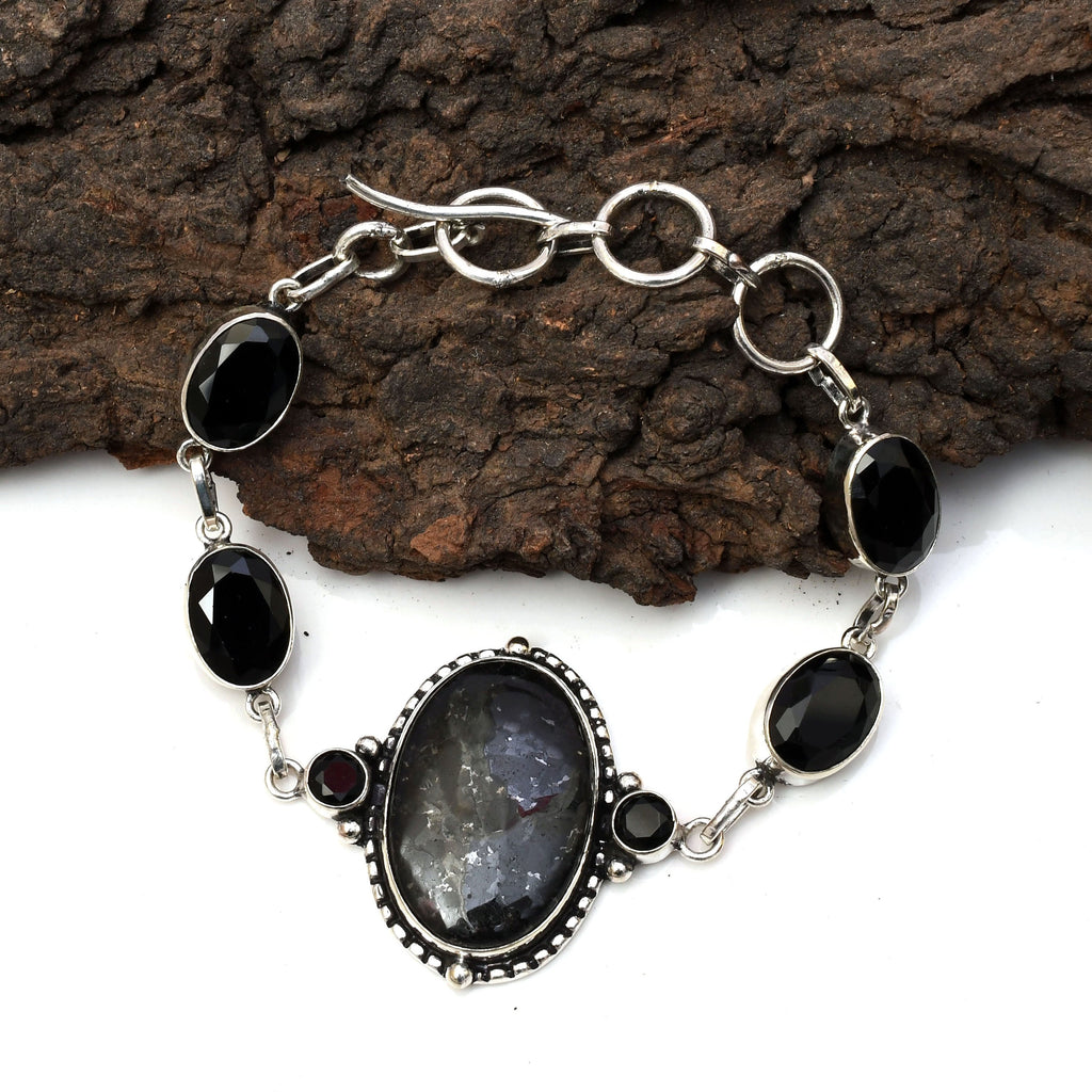 EkkJewels Nuummite & Spinel 925 Sterling Silver Bracelet 7/8 Inches