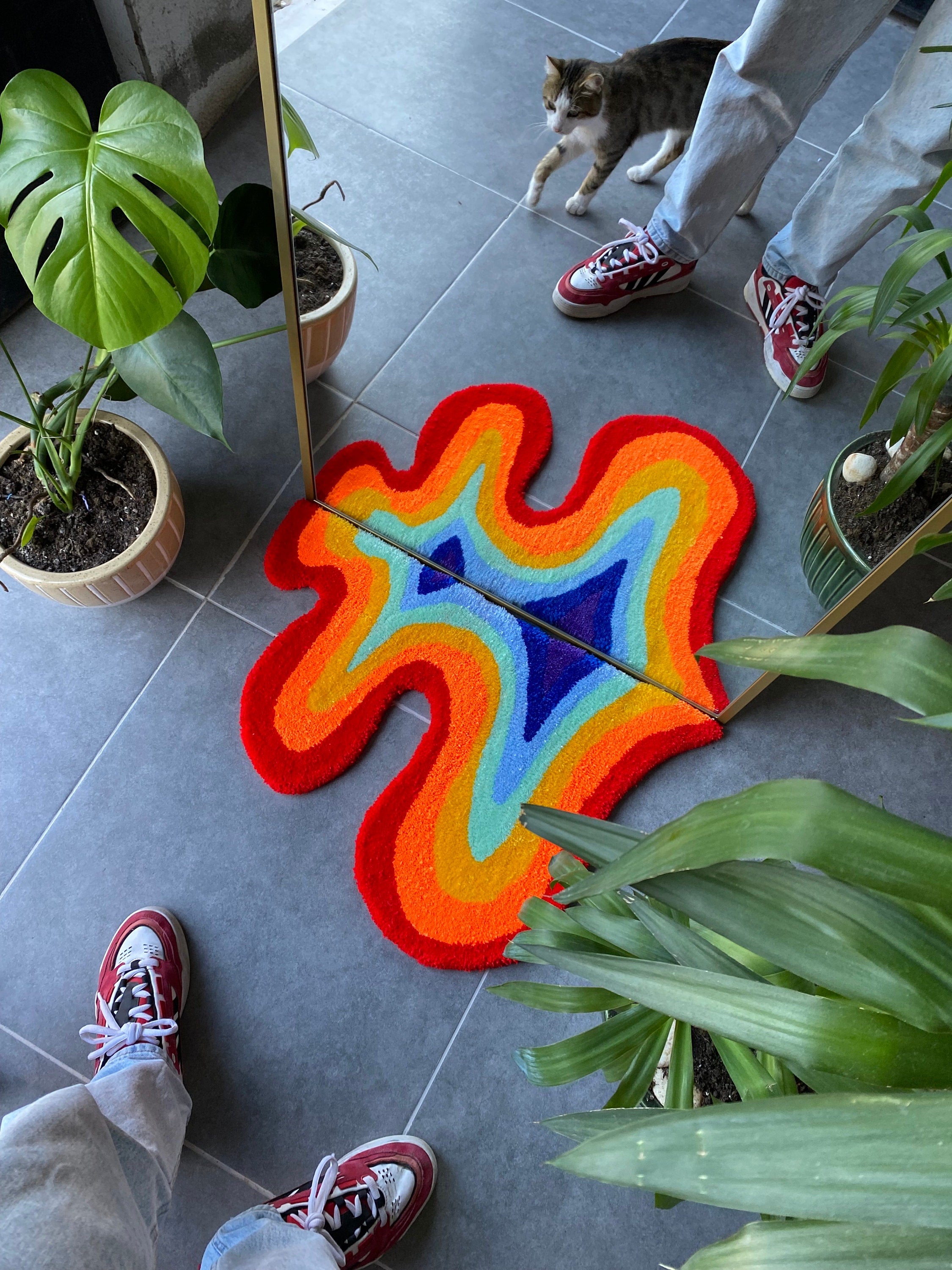 OrnnWorks Drippy Fluid Rainbow Fluffy Tufted Mirror Rug