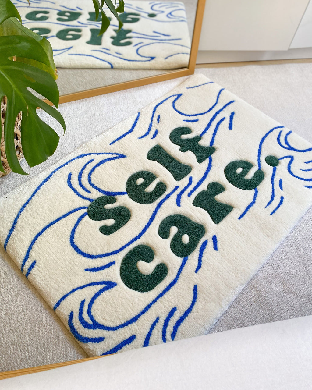 LargoModern Self Care Handmade Tufted Rug 100cm White